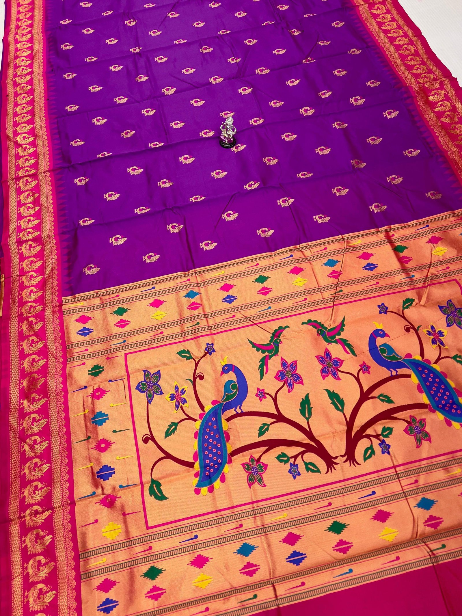 9 Vaar 2 Peacocks Design image 7