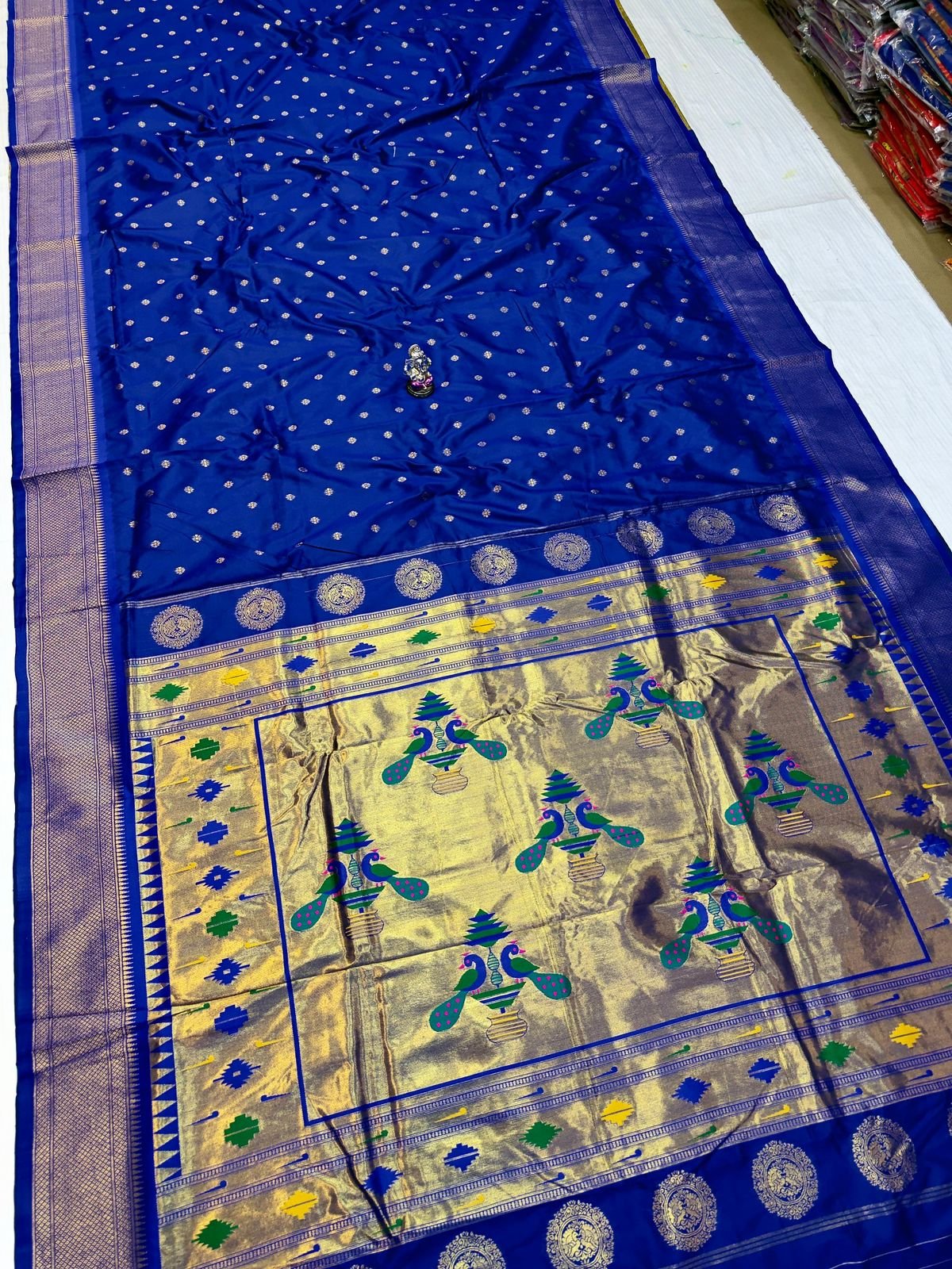 9 Vaar Aisha Traditional Pallu Paithani image 11
