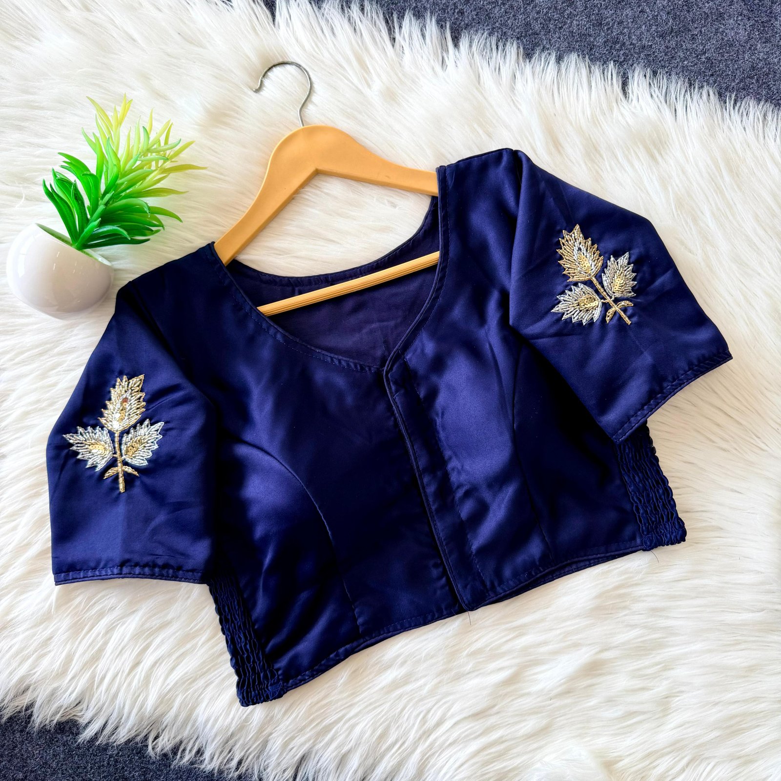 Zardosi and Cutdana Embroidery Readymade  Blouse with Elastic image 9