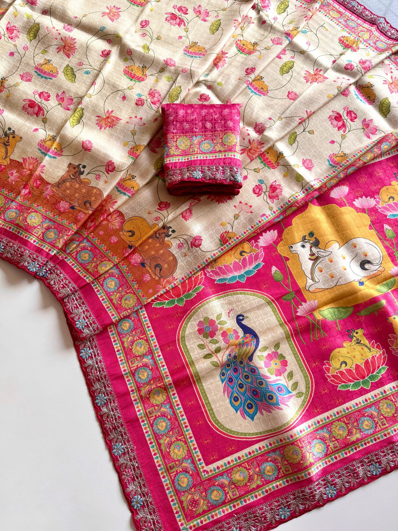 Dola Crepe Jacquard Weaving Saree image 12