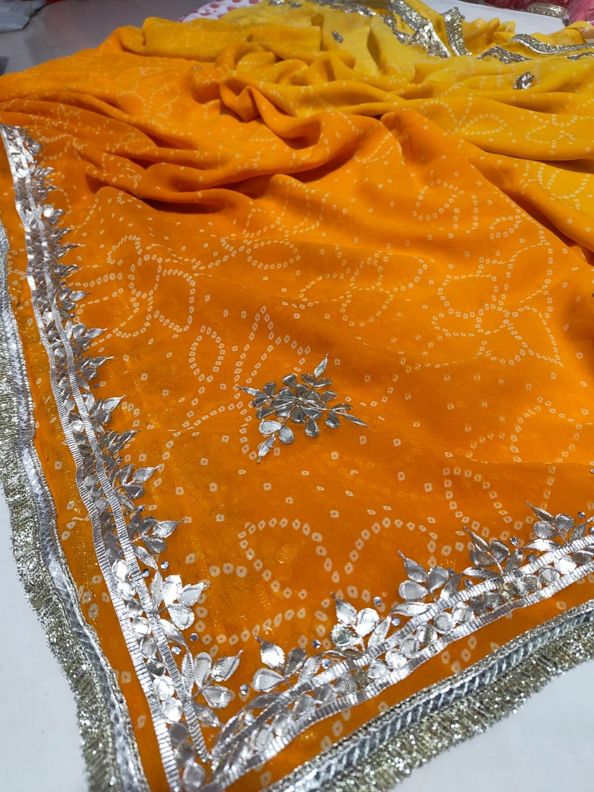 Georgette Bandhani Print Saree image 7