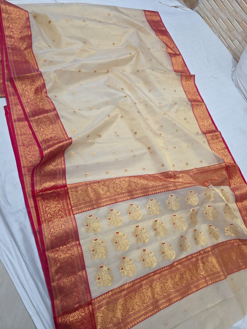 25 Silk Katan Saree image 6