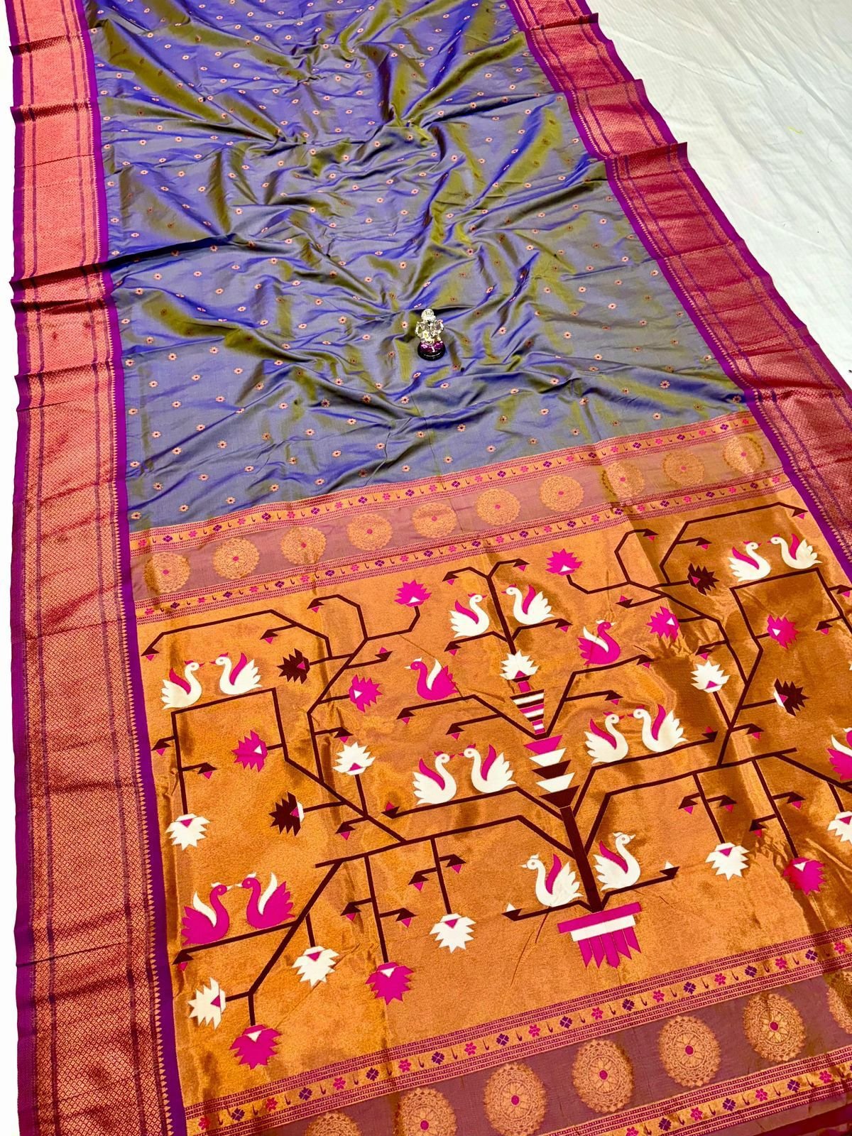Beautiful Swan Pallu Paithani image 7