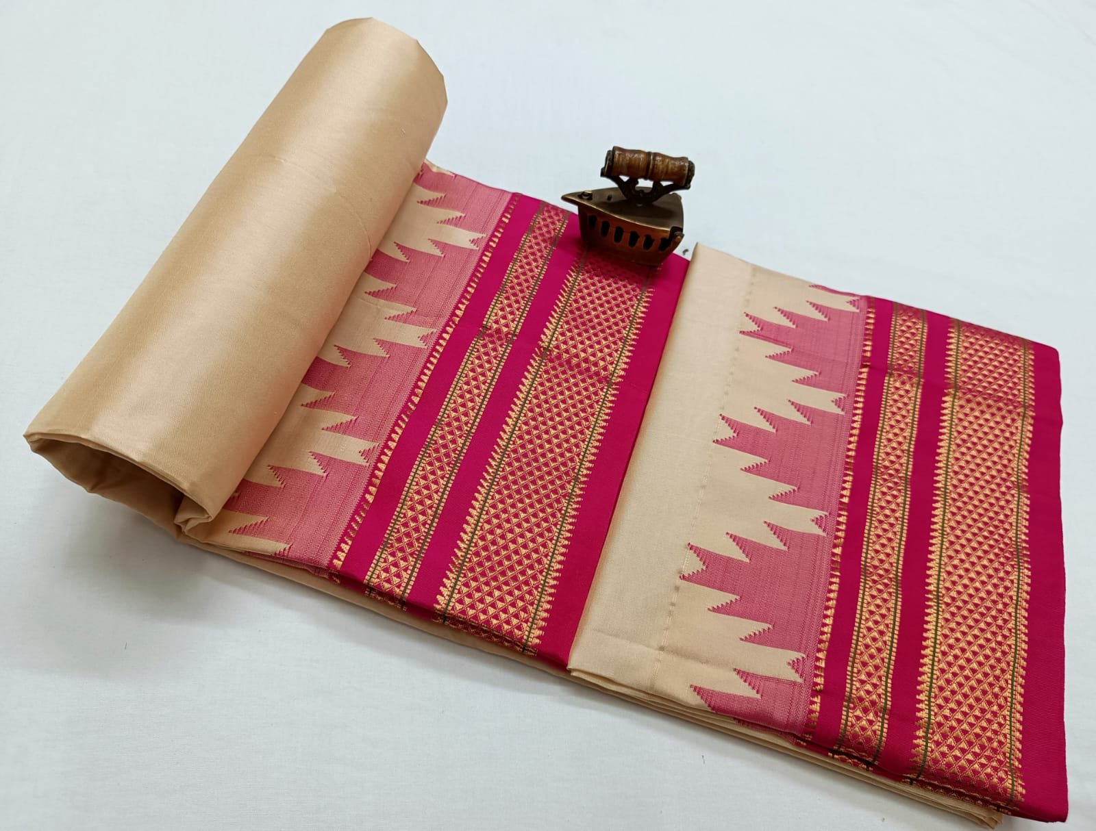 Temple Irkal Paithani Pure Silk Saree image 5