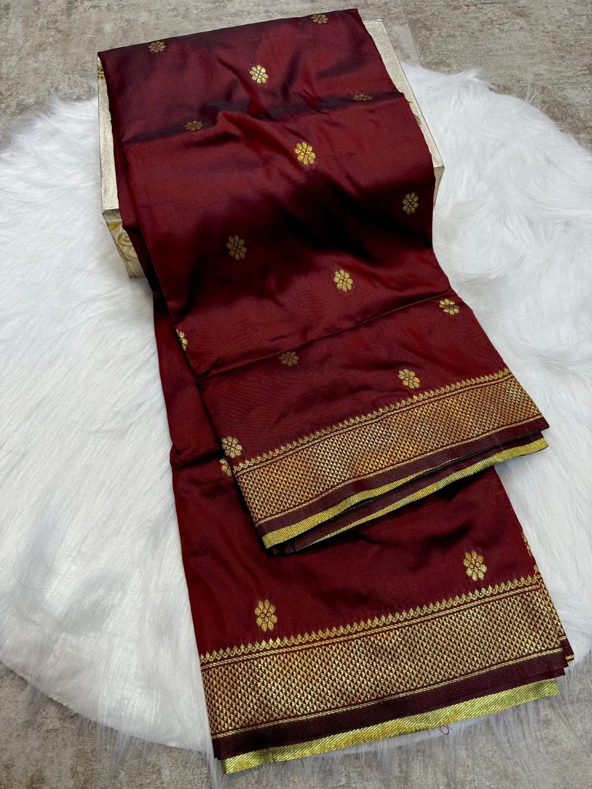 Kalyanipattu Silk Saree image 12