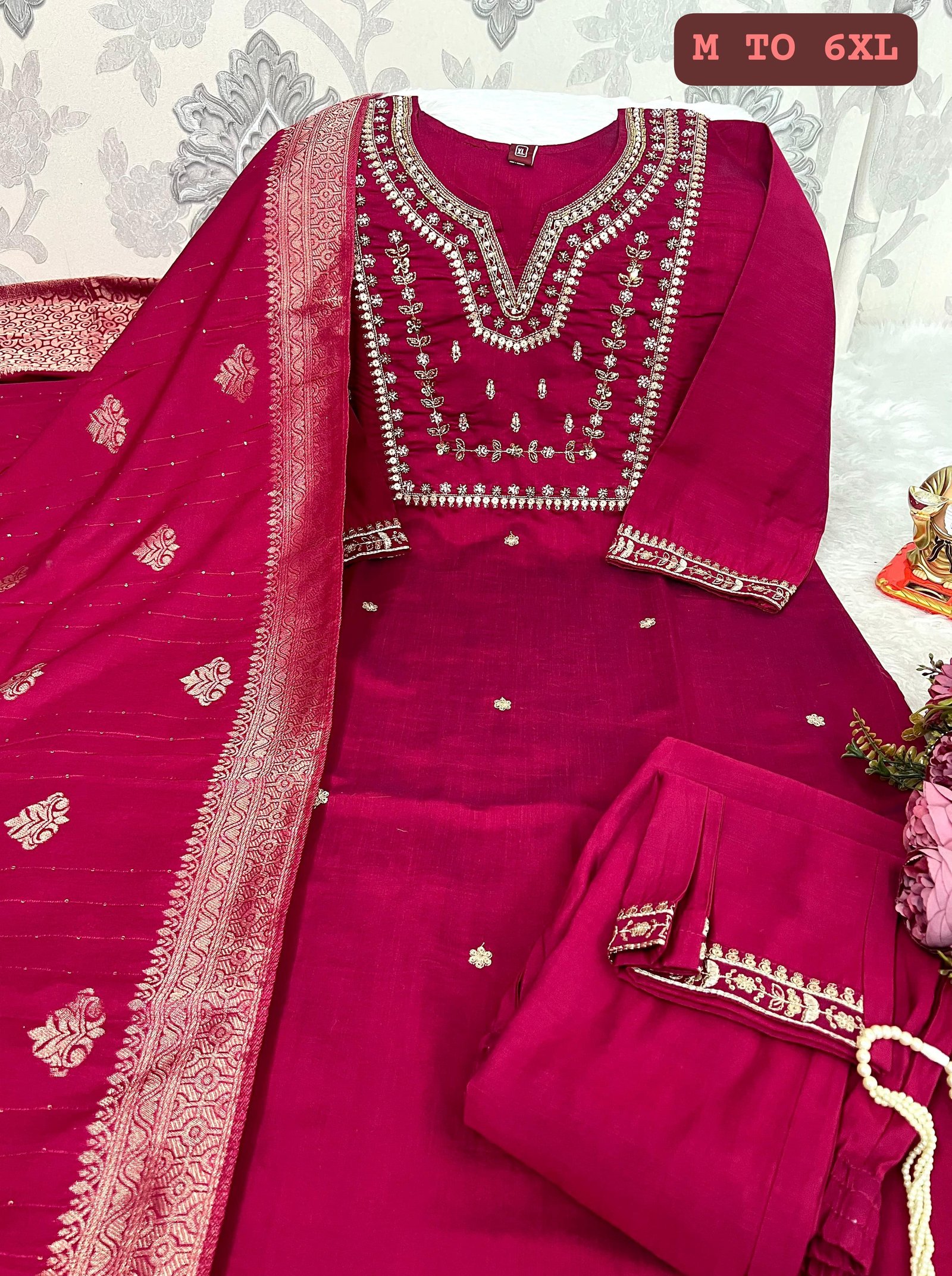 Kurti Pant Dupatta Set image 7