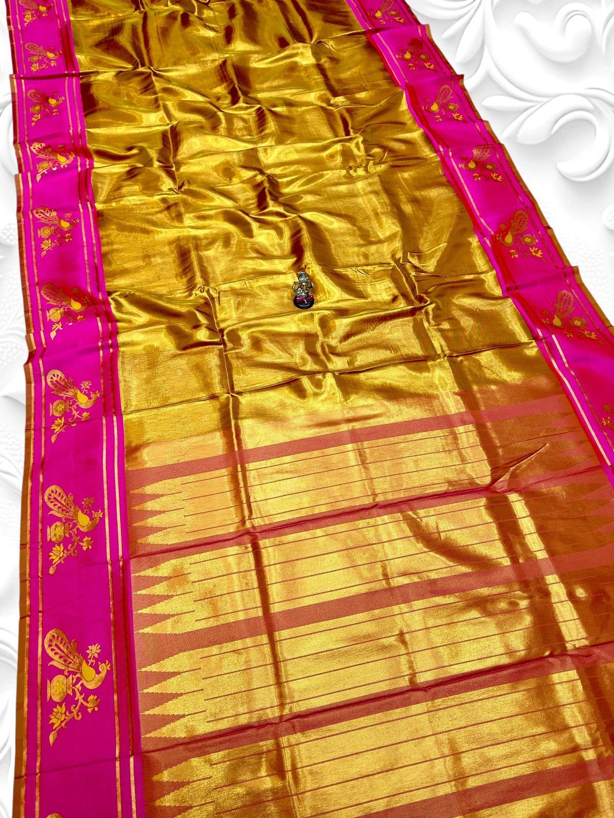 Tissue Peacock Paithani image 3