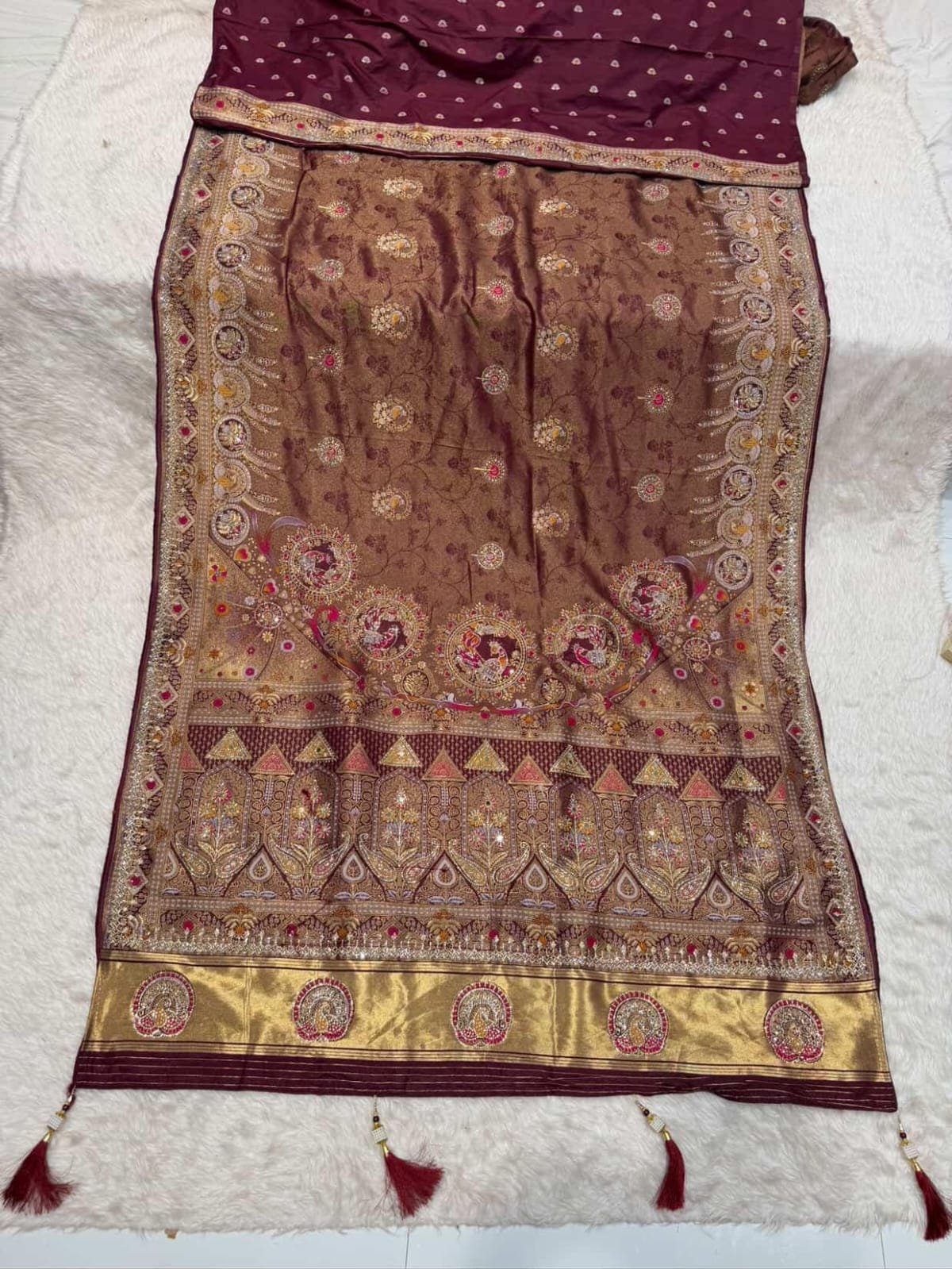 Fancy Tanchoi Silk Jarkan Work image 6