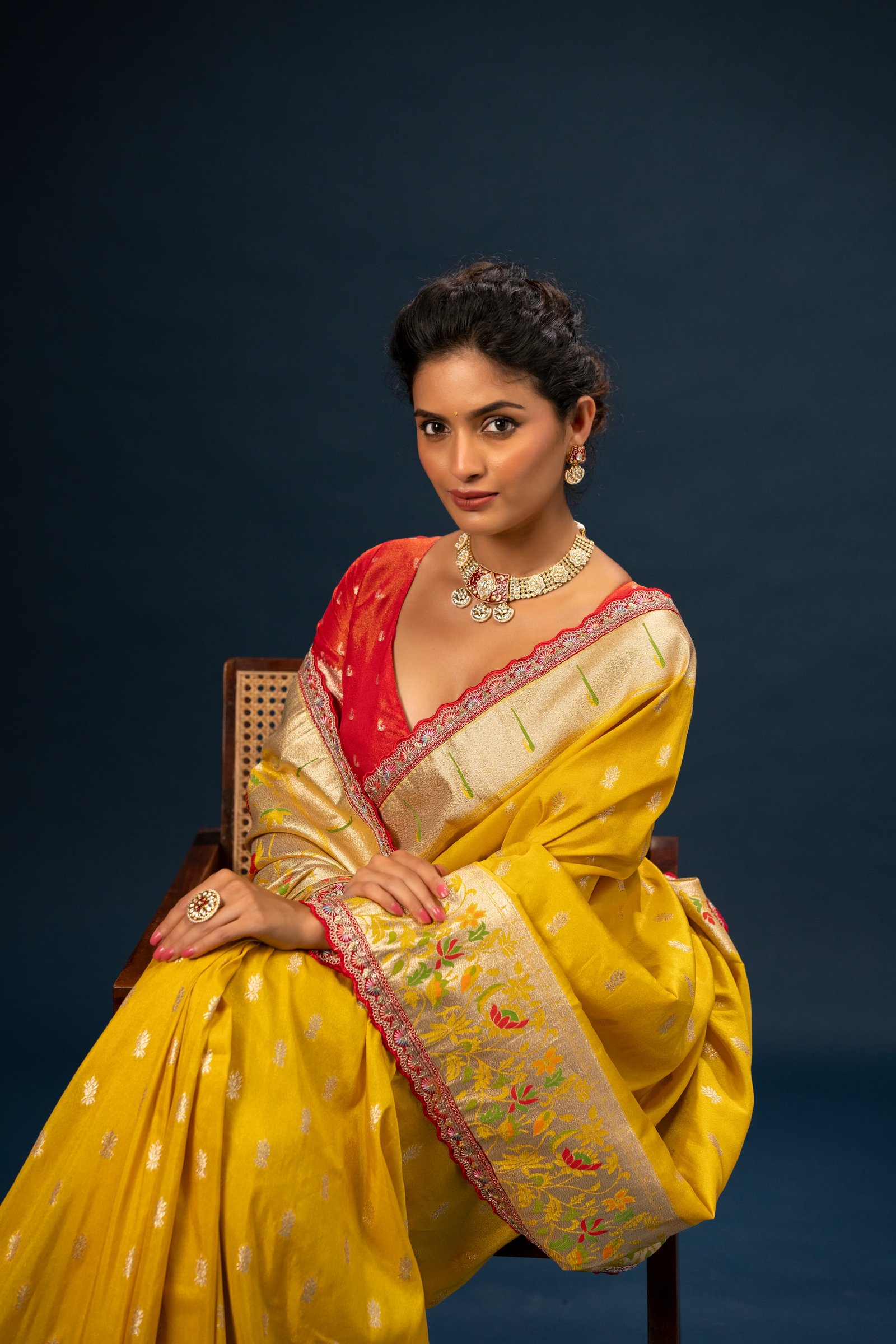 Pure Tissue Silk Zari Saree image 5