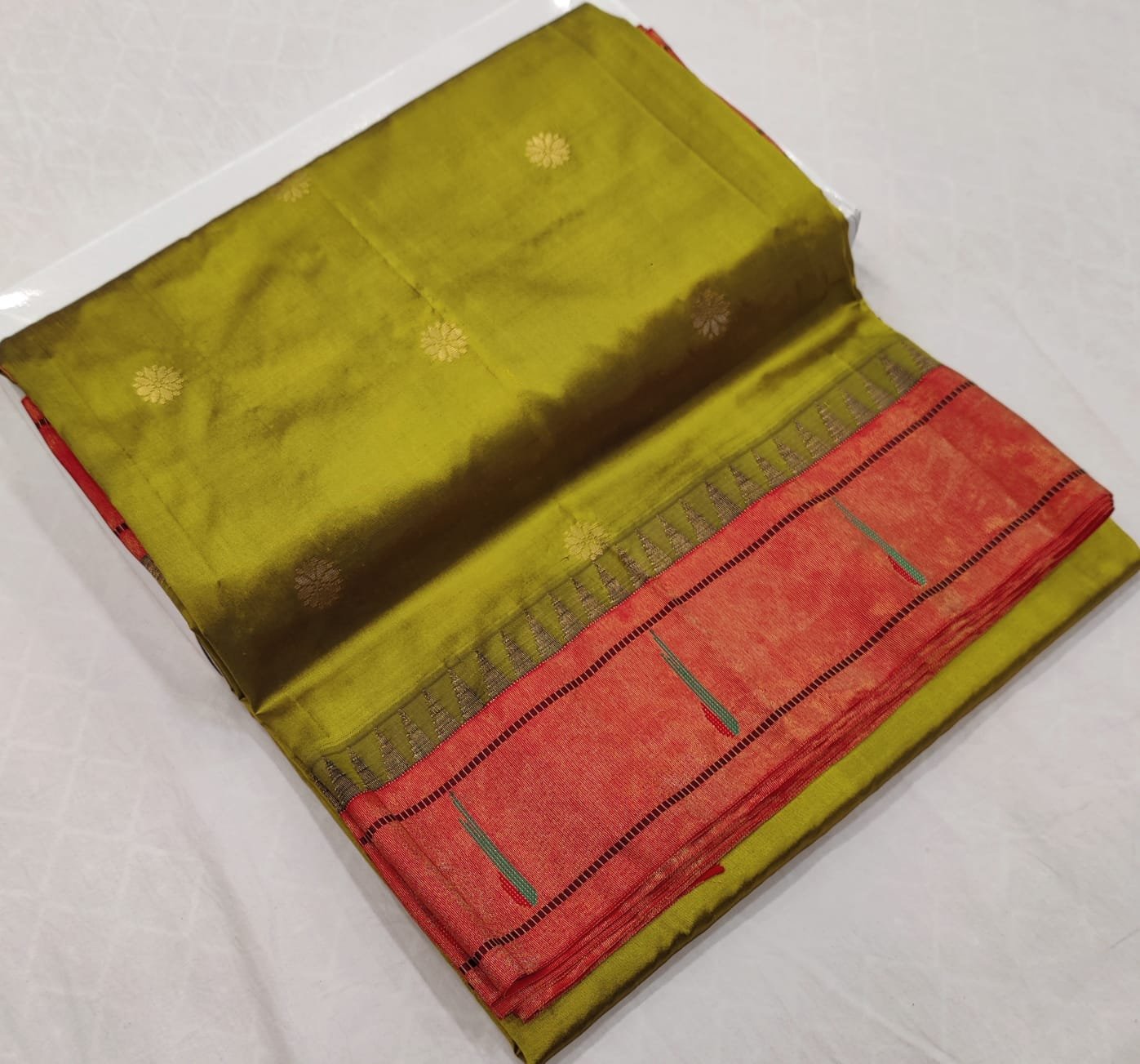 Muniya Paithani Pure Silk image 18