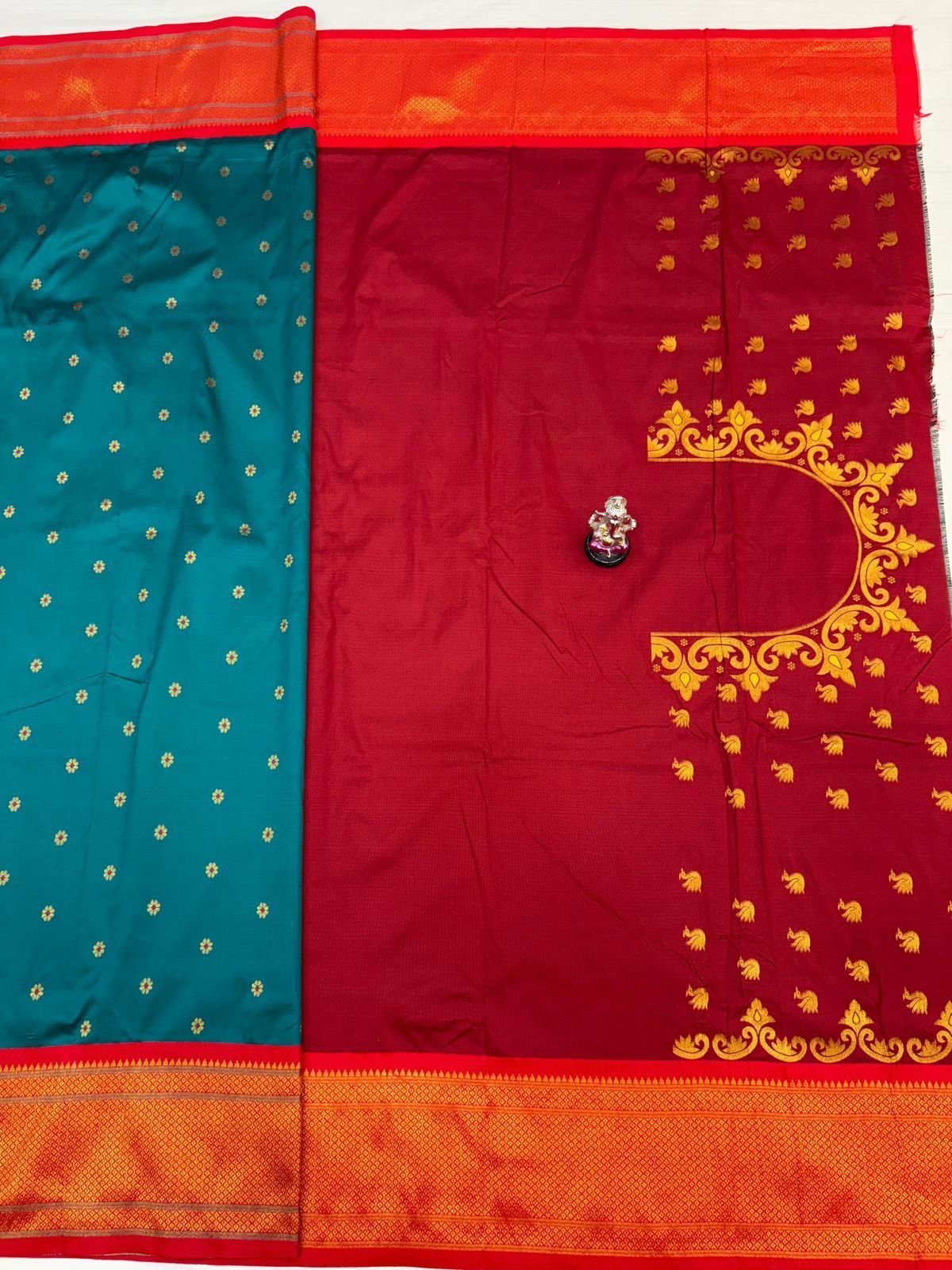 Beautiful Swan Pallu Paithani image 2