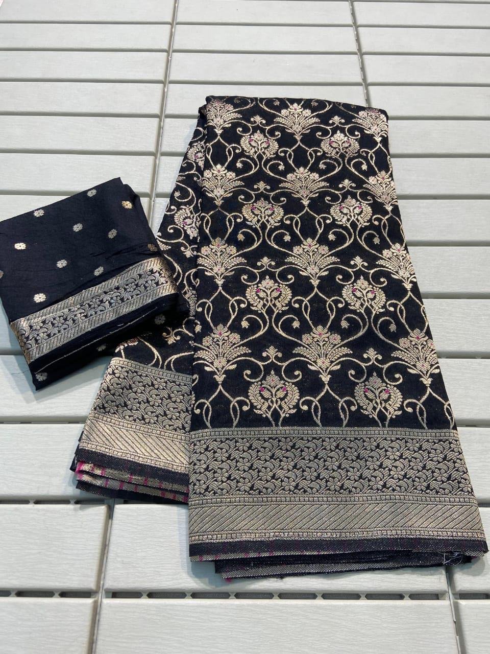 1 Pure Crepe Khaddi Silk Saree image 2
