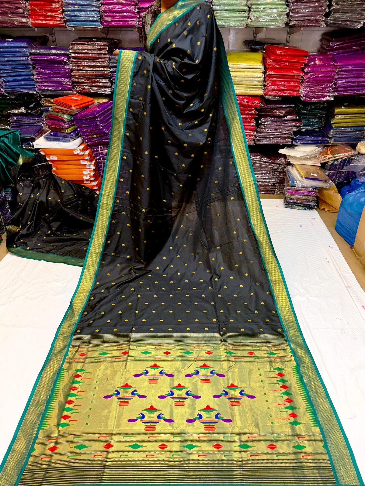 Yeola Double Pallu Semi Paithani image 3