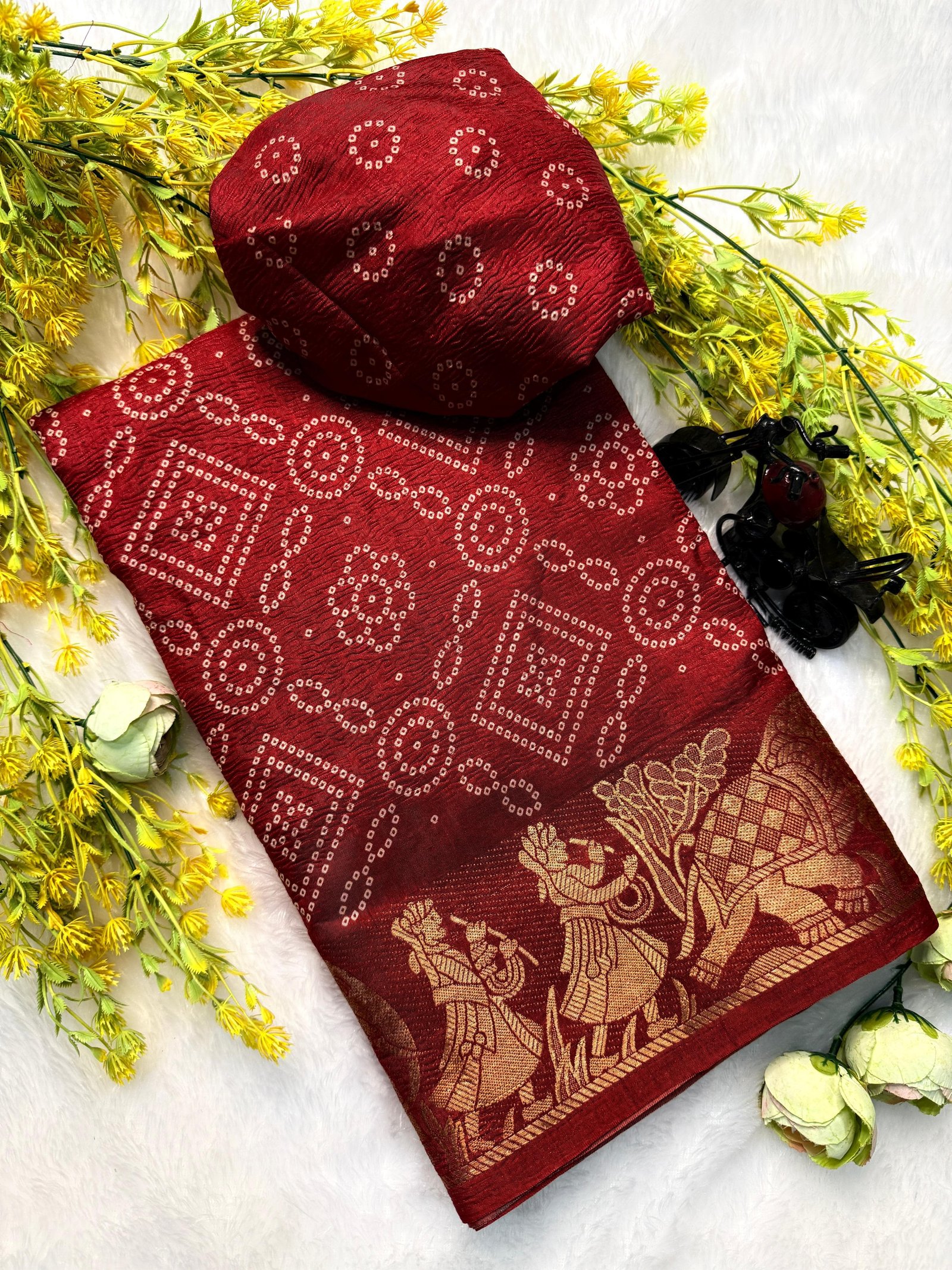 Crush Dola Silk Bandhej Saree image 4