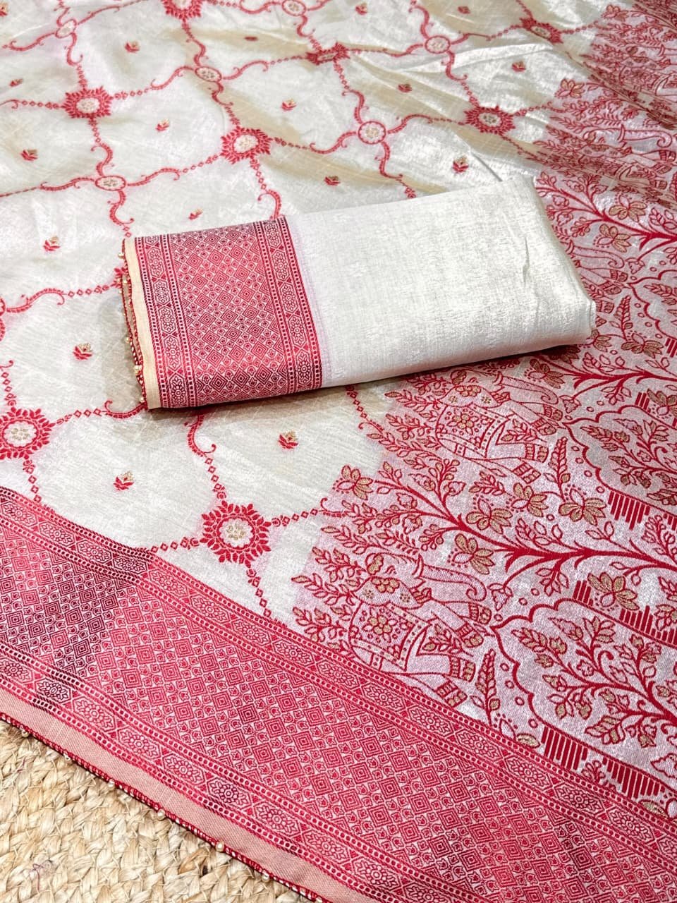 Tussar Cotton Saree image 2