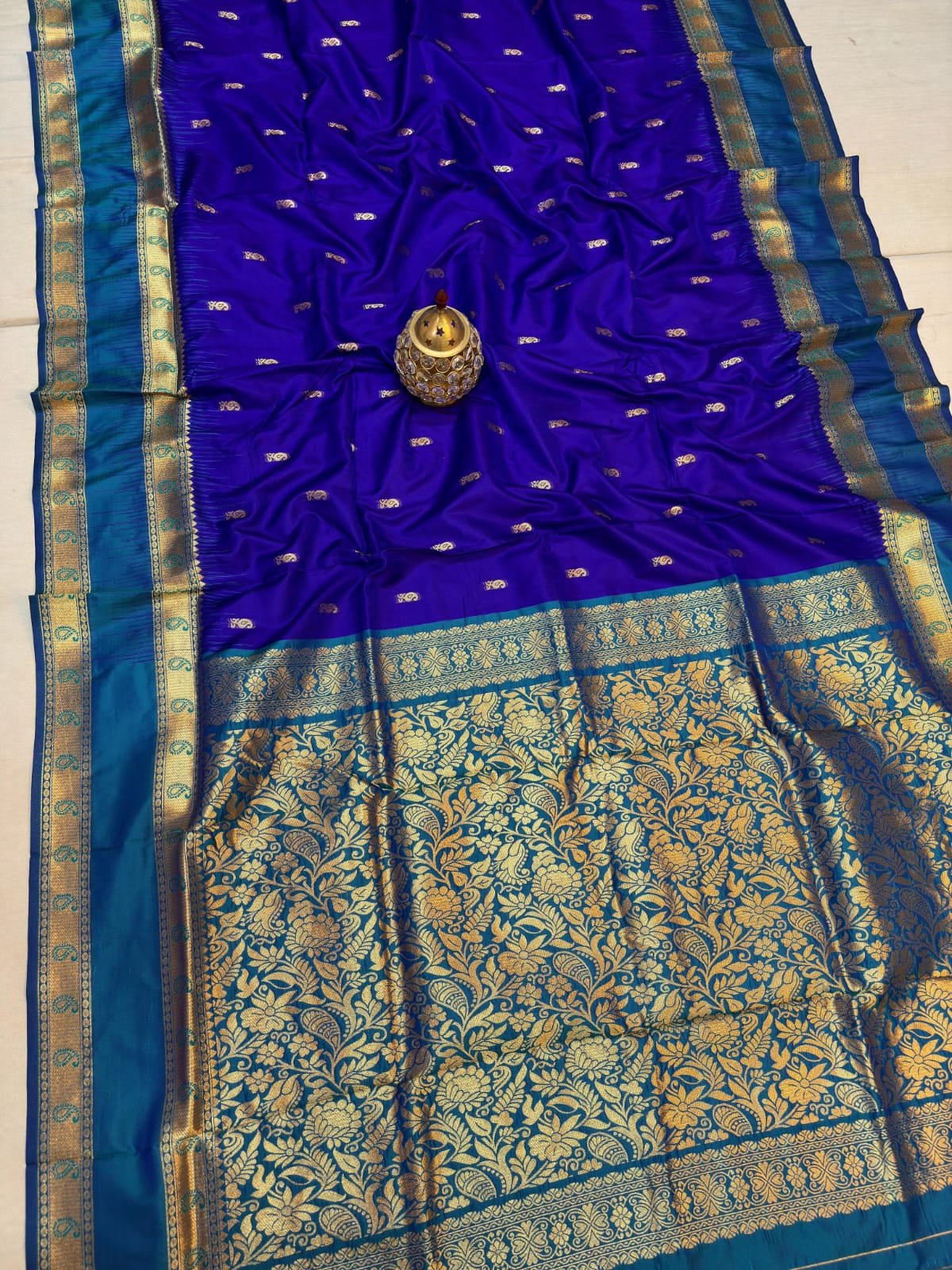 Kanjivaram Paithani Saree image 21