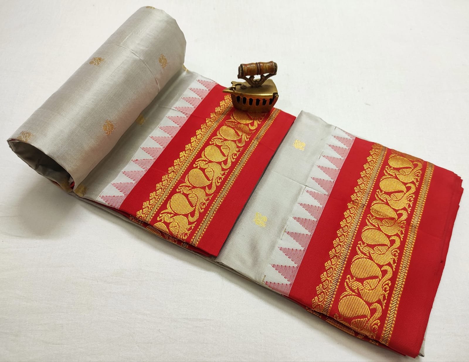 Swamini Gadwal Pure Silk image 7