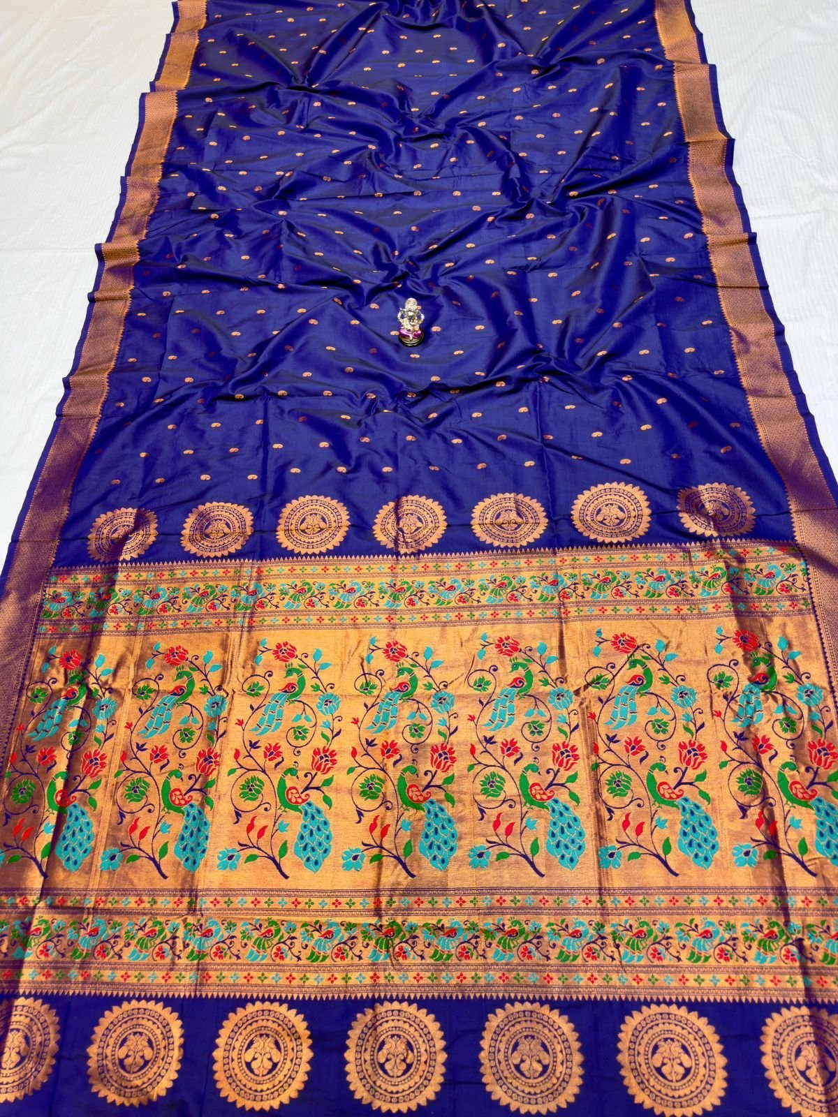 Vedika Paithani image 5