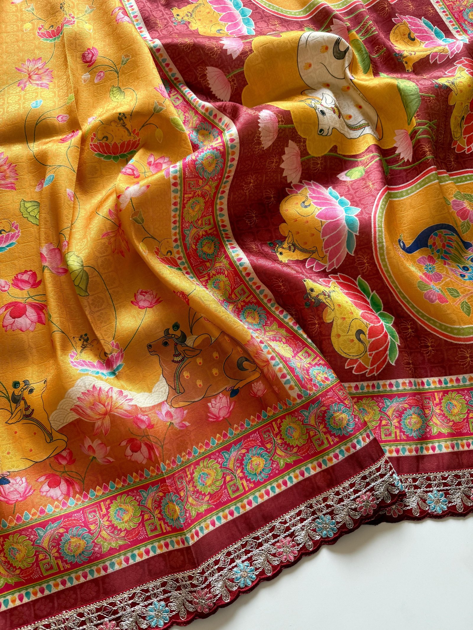 Dola Crepe Jacquard Weaving Saree image 15