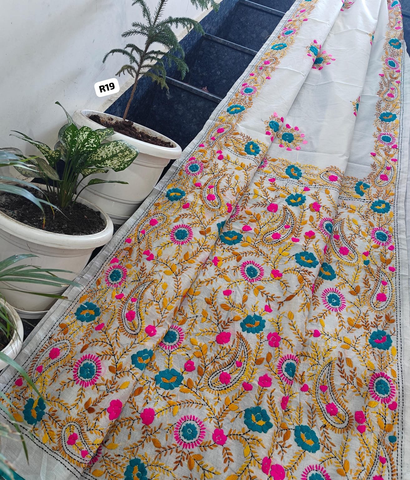 4 Linen Chanderi Saree Fulkari work image 18