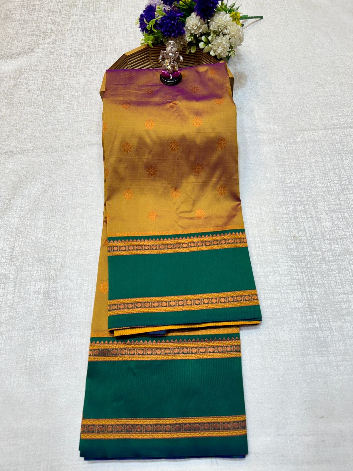 MANSI KADIYAL PAITHANI image 3