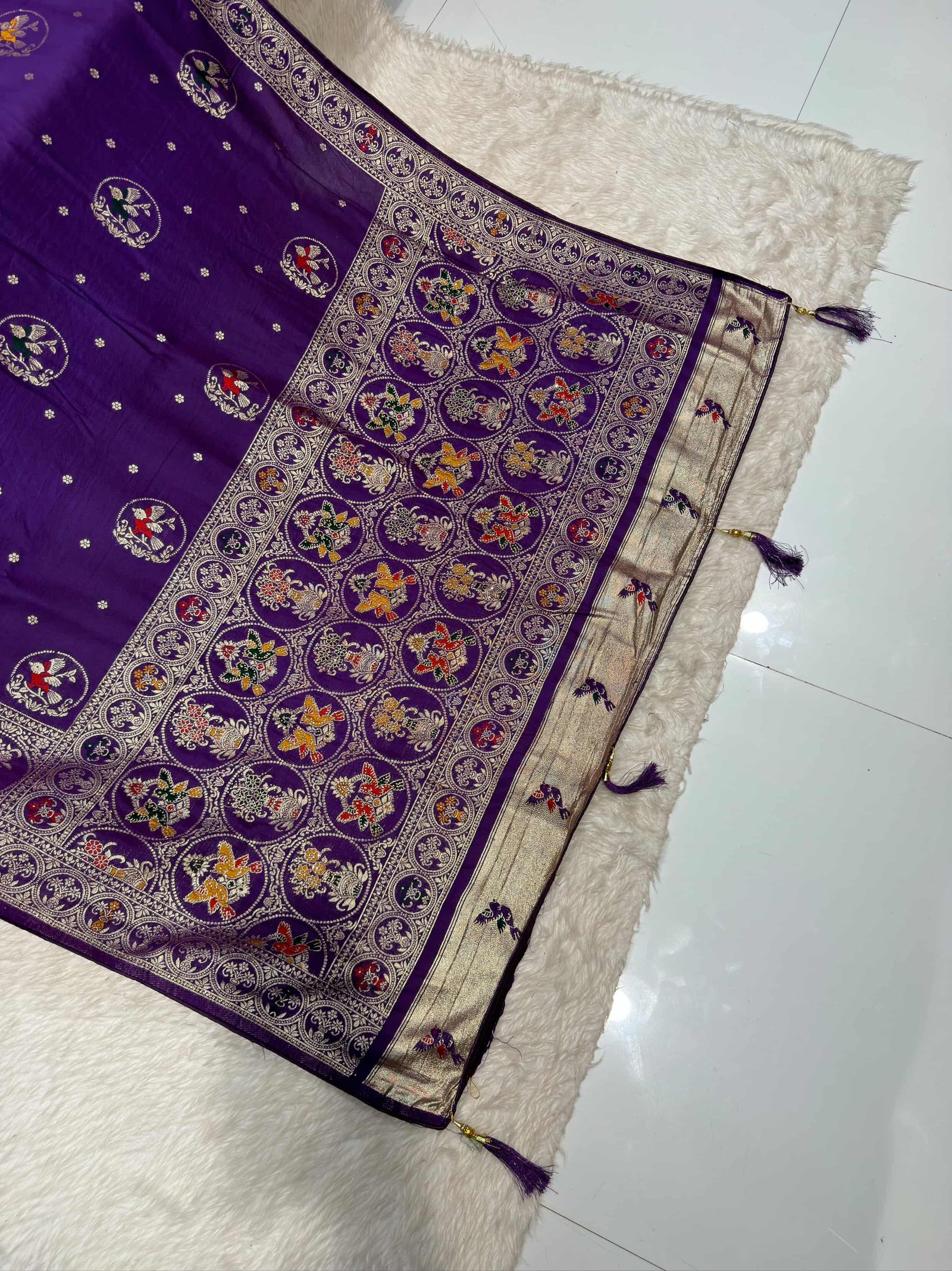 Dola Silk With Meenakari And Siroski Work image 12