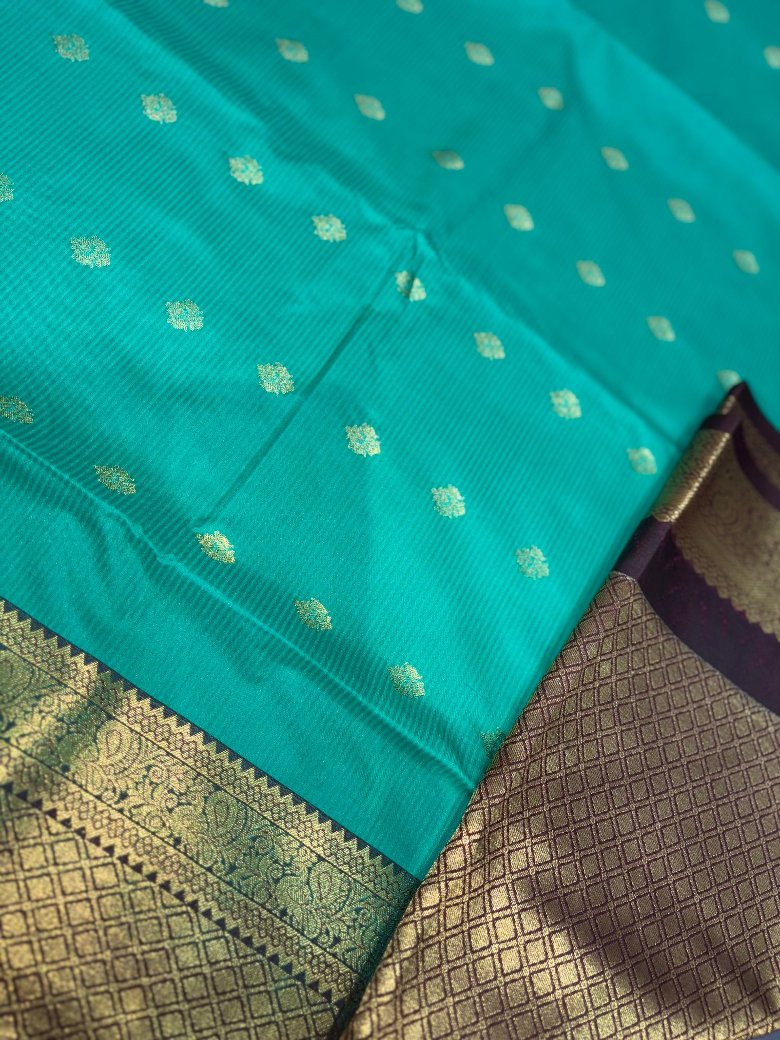 Small Border Korvai Kanchi Semi Silk Sarees image 5