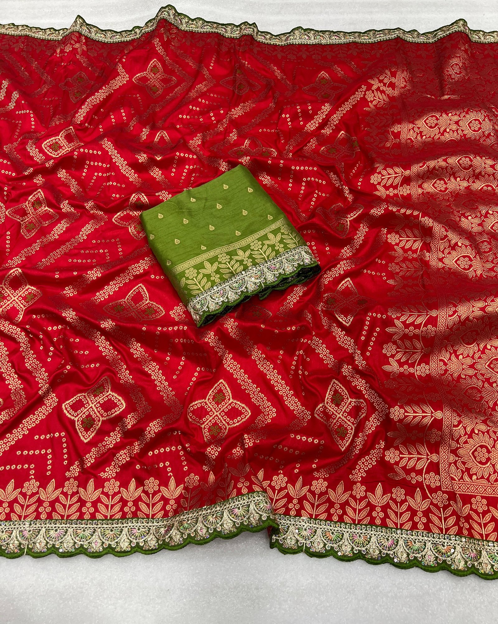Heavy Dola Silk Saree image 8