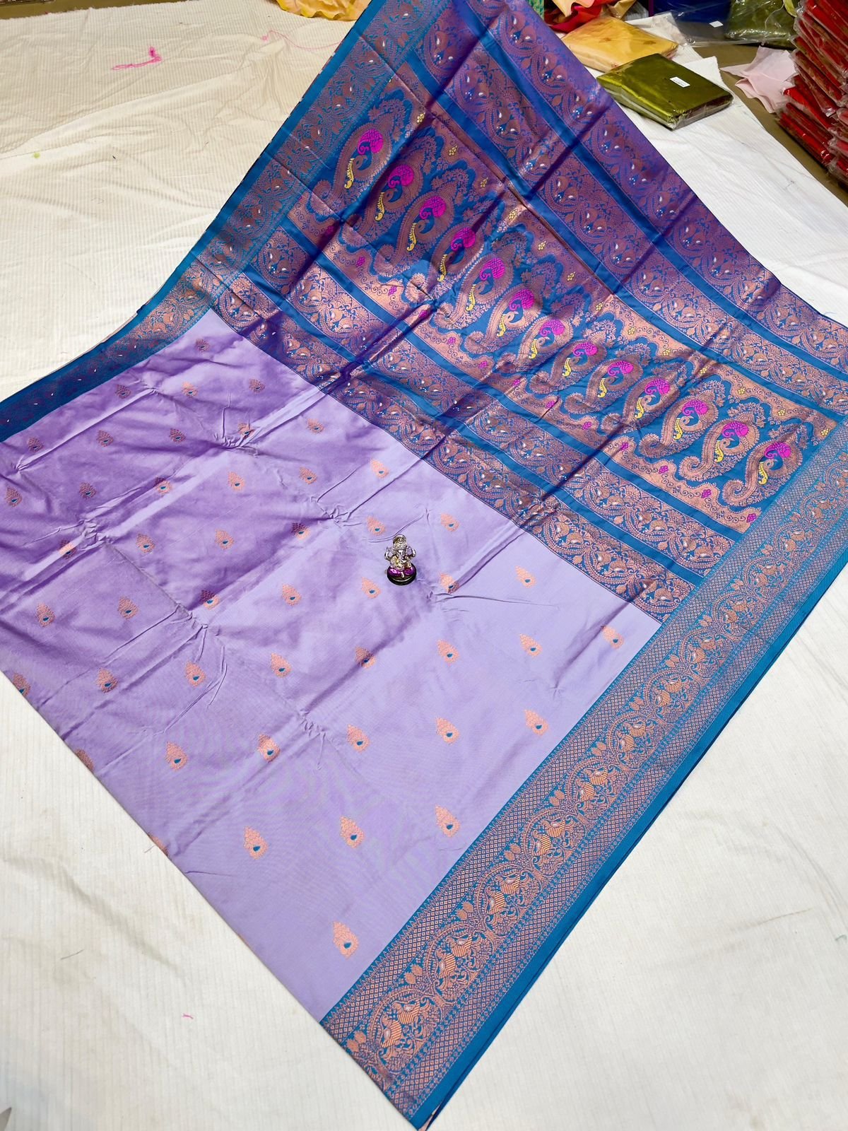 Dagina Peshwai Paithani image 11