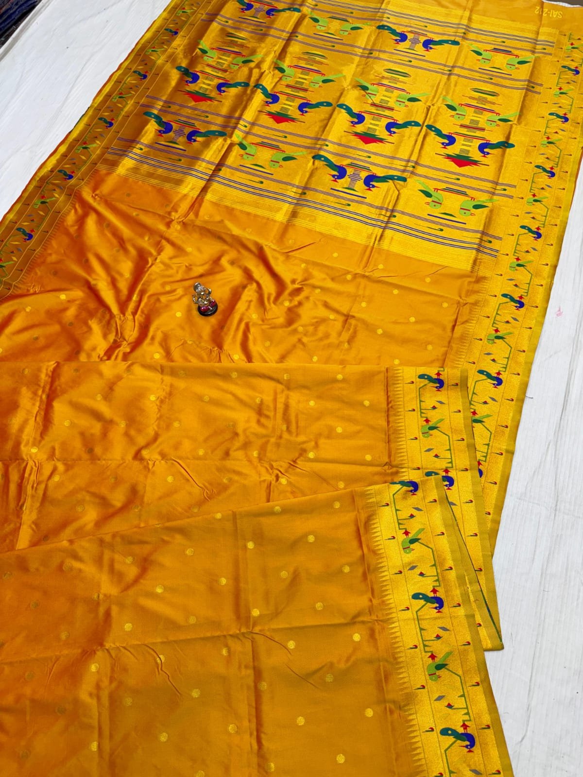 Mor Popat Brocade Paithani image 26