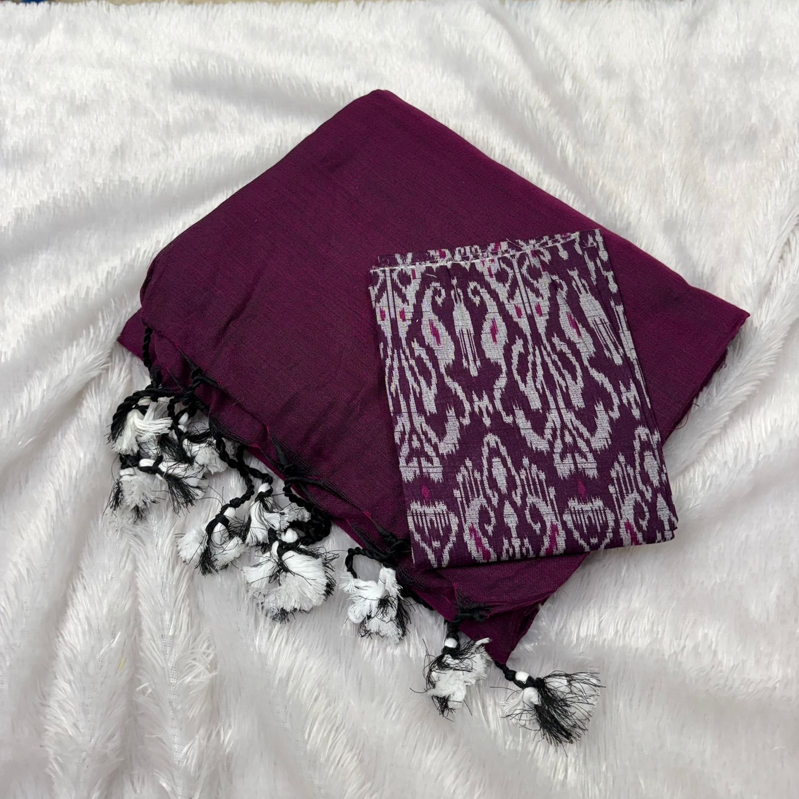 Soft Cotton Plain Saree with Ikkat Blouse Piece image 9
