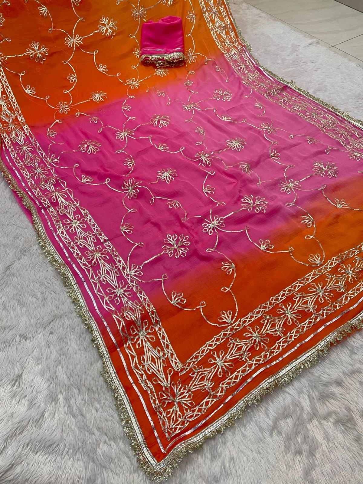 Half Pure Chiffon Saree image 9