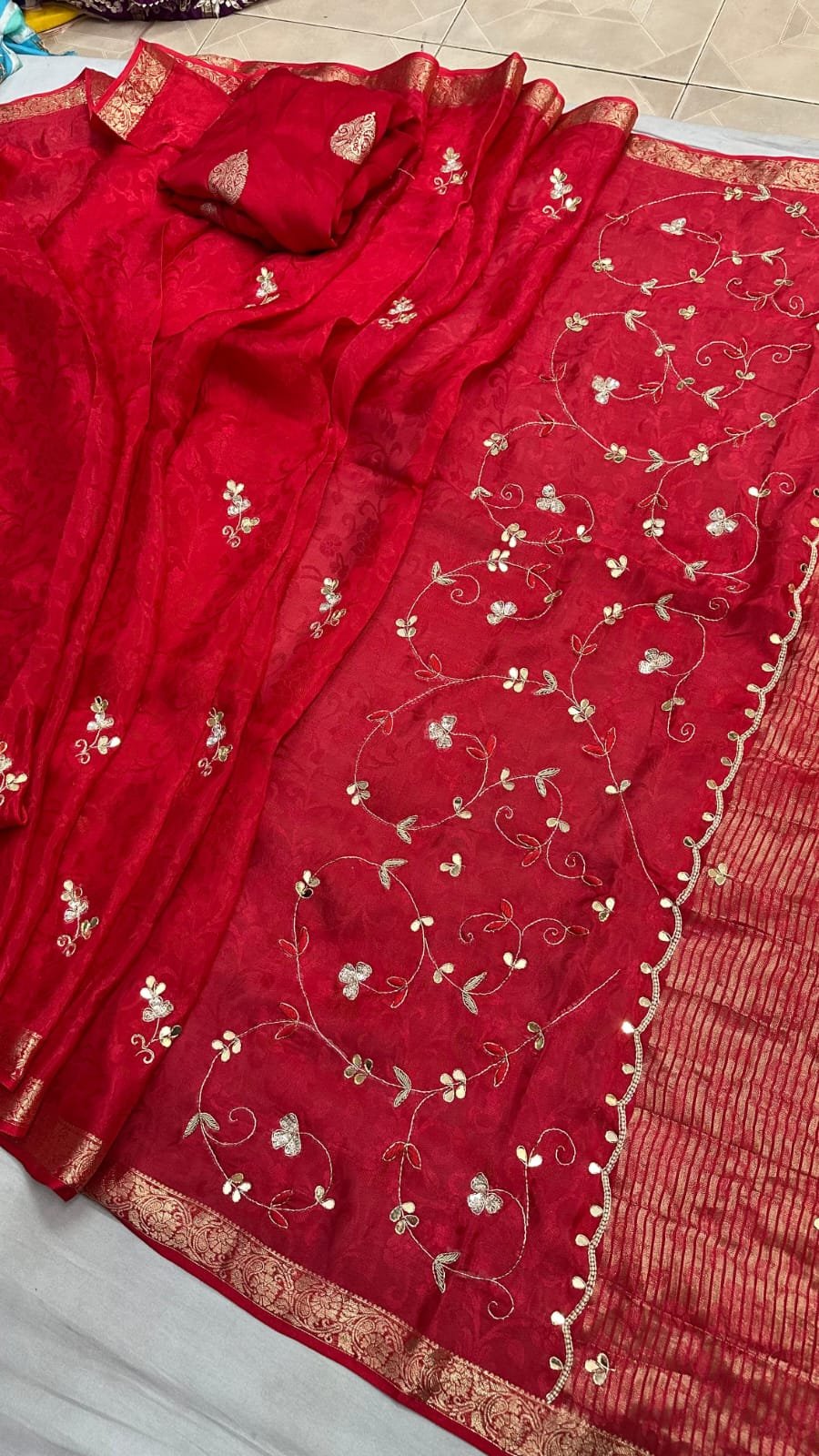 Fabric Pure Chinon jaycard jari saree image 6