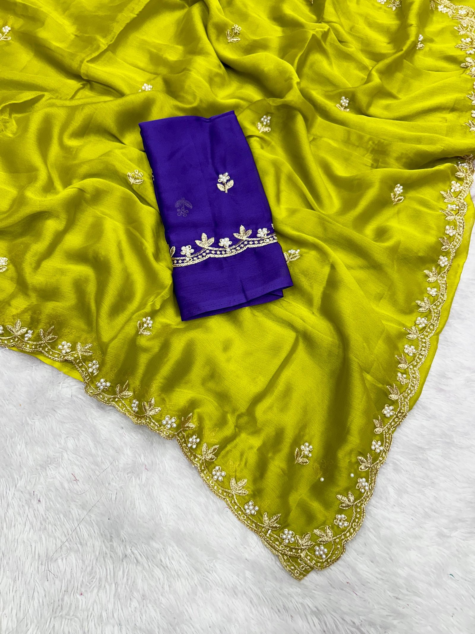 Moss chiffon saree image 6