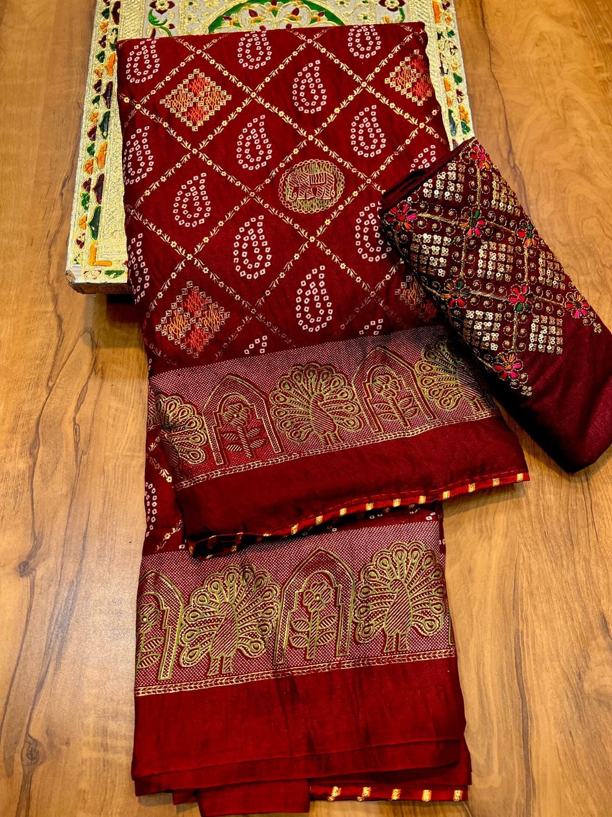 Dola Silk Bandhani Print Saree image 3