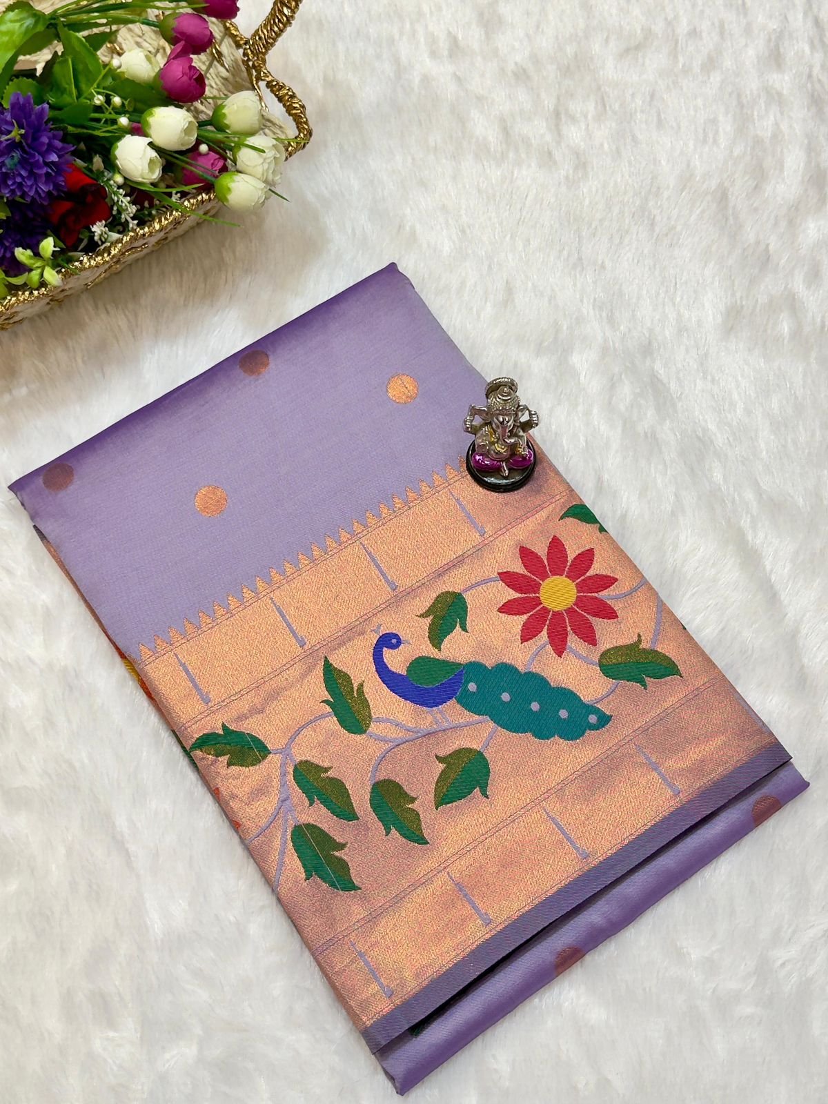 Radha Rani Brocade Paithani image 19