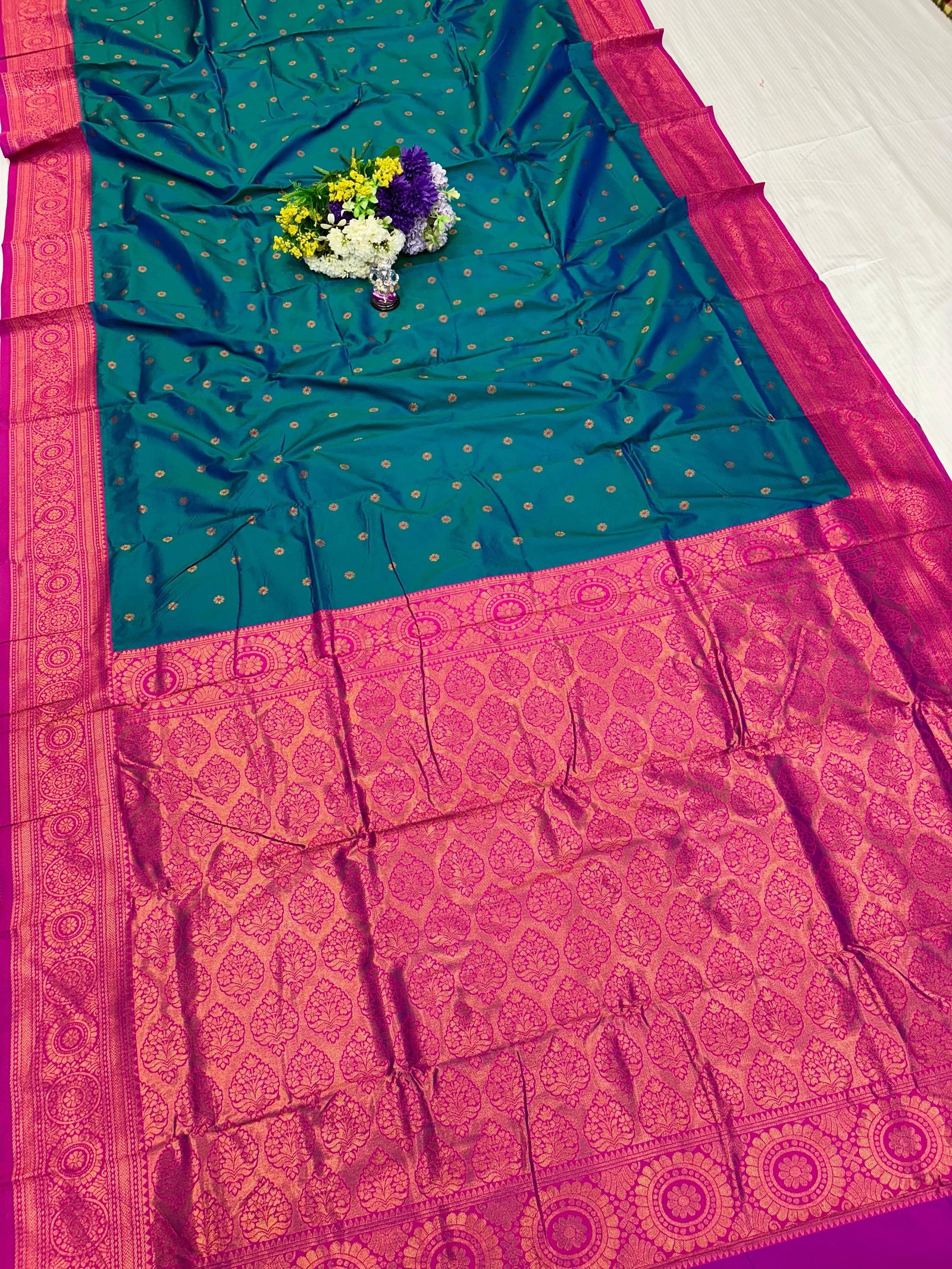 Aarambh Kadiyal Paithani image 8