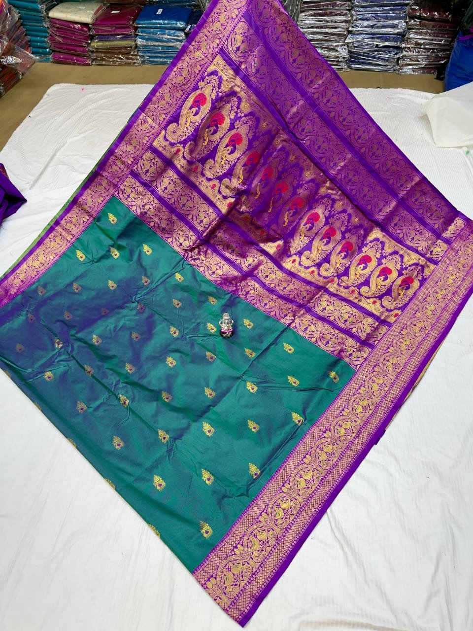 Dagina Peshwai Paithani image 21