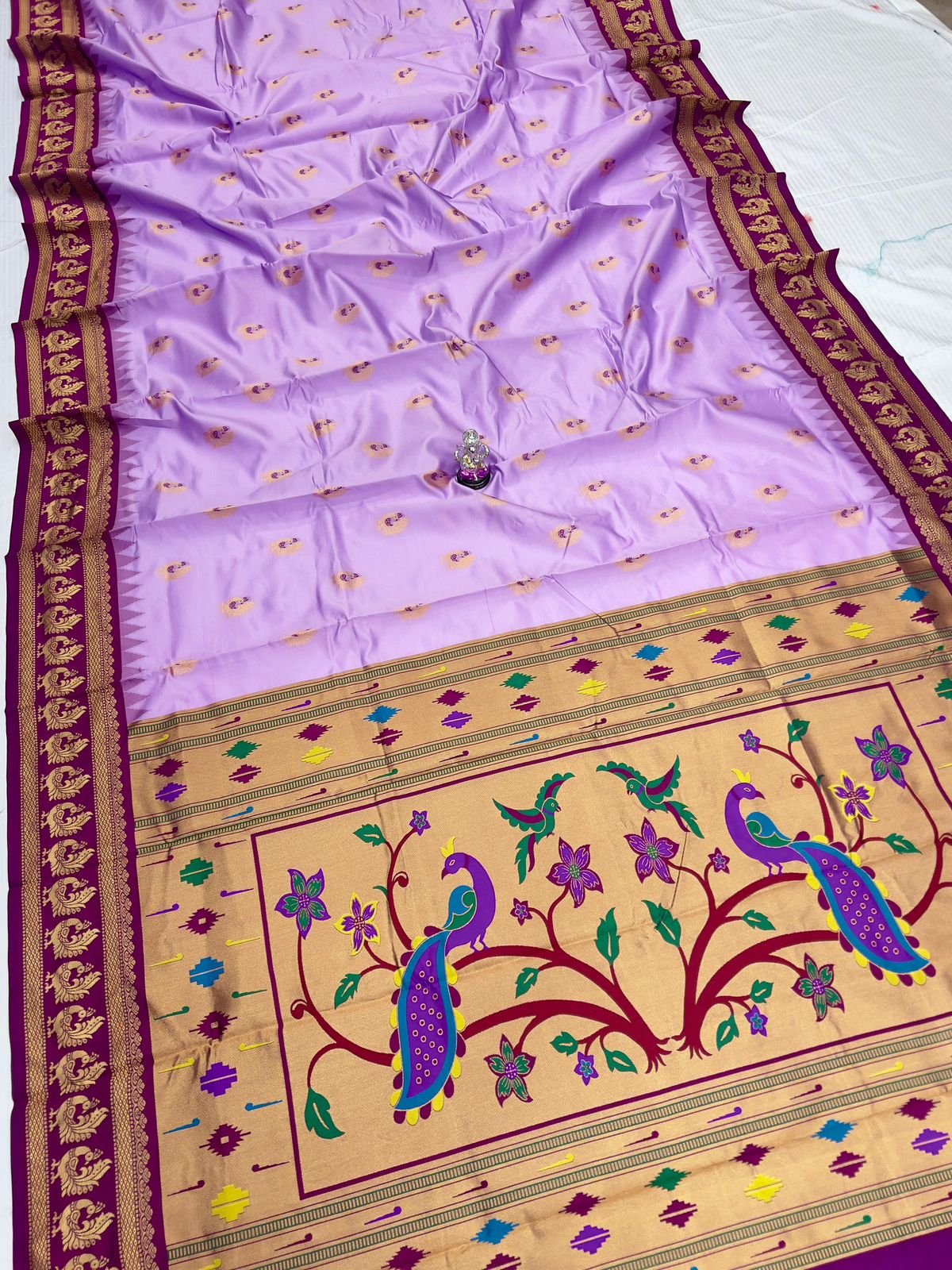 Shreyaa Gadwaal Paithani image 8
