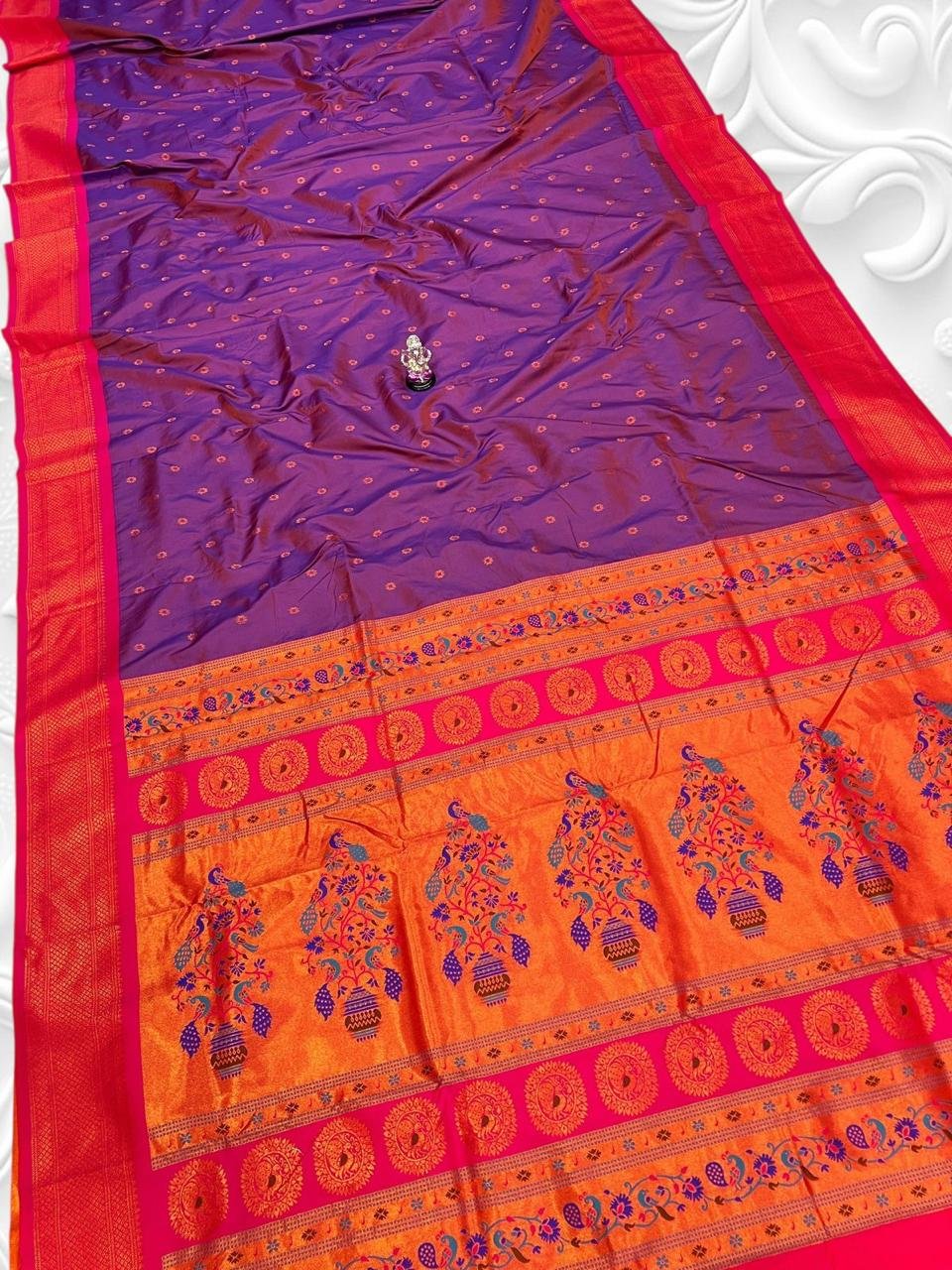 Navya Kadiyal Paithani image 16