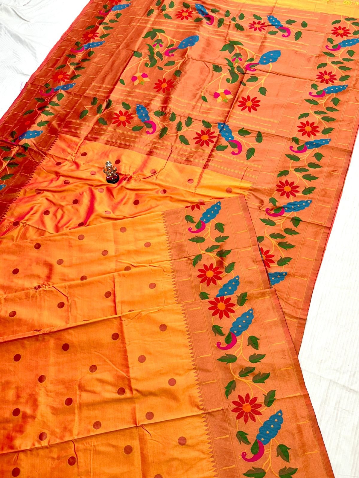 Radha Rani Brocade Paithani image 25