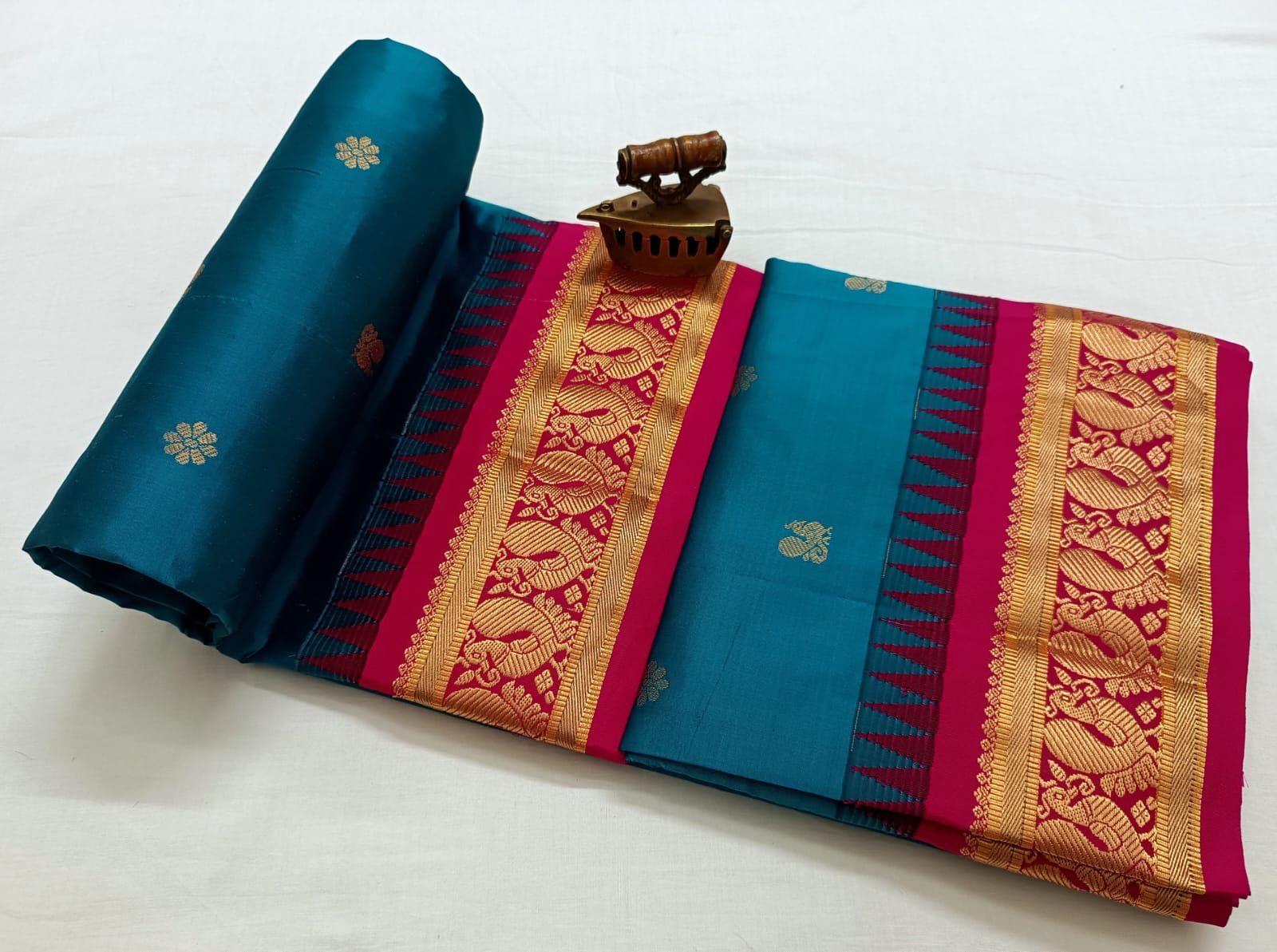 Swamini Gadwal Pure Silk image 3