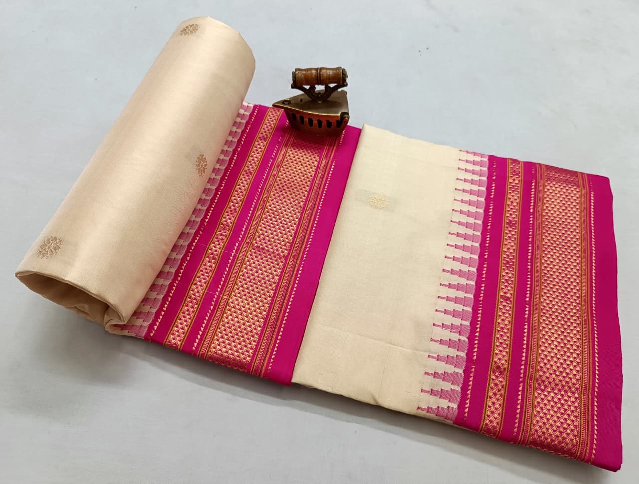 Chandrakor Paithani Pure Silk image 27