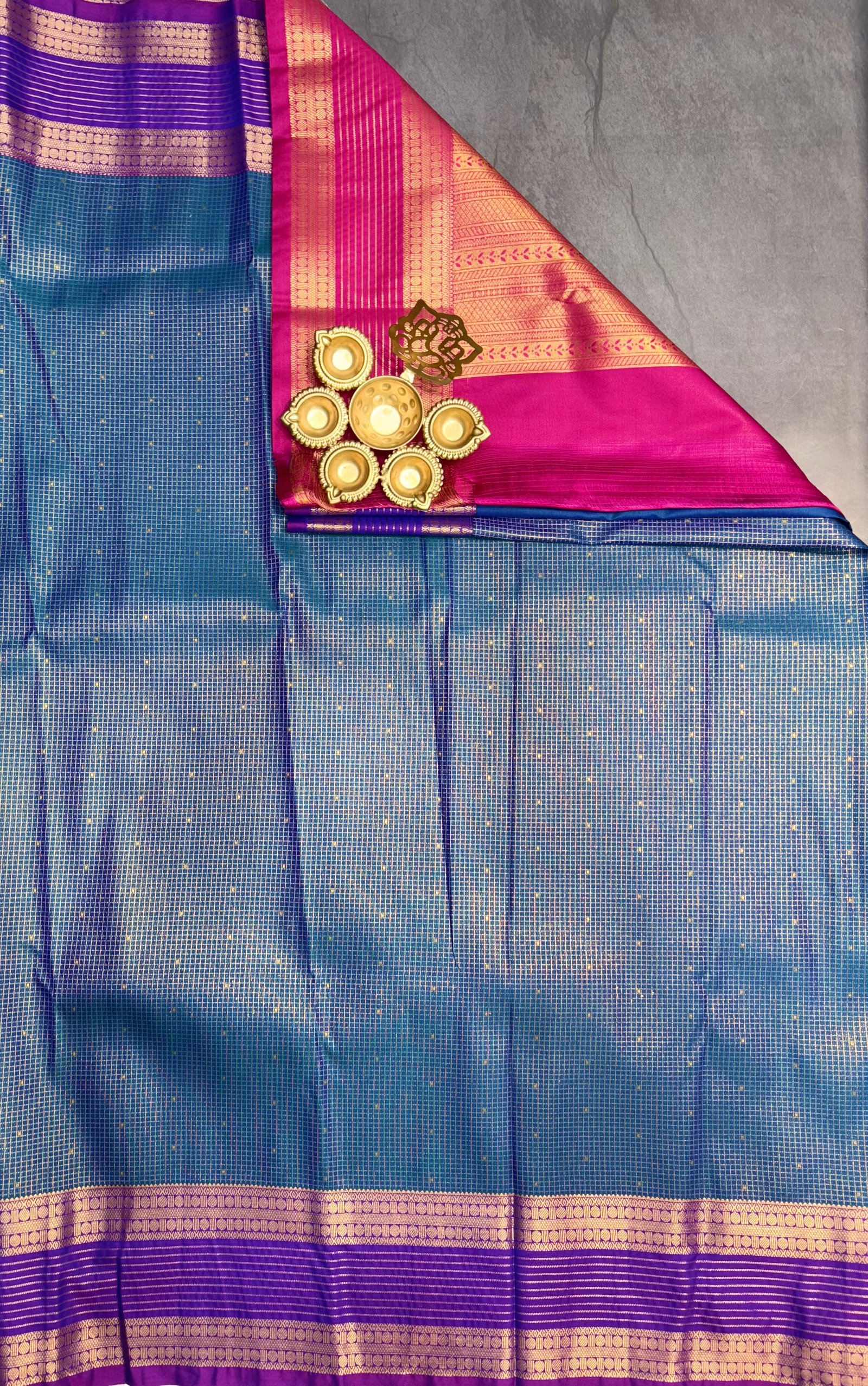 Micro Checks Korvai Kanchi Semi Silk Sarees image 9