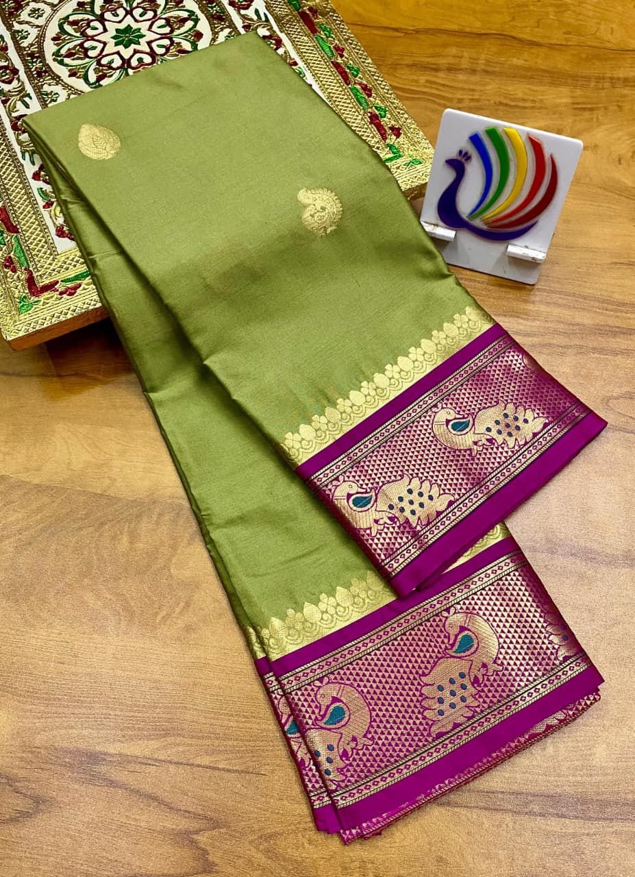 Meena Mor Border Paithani image 16