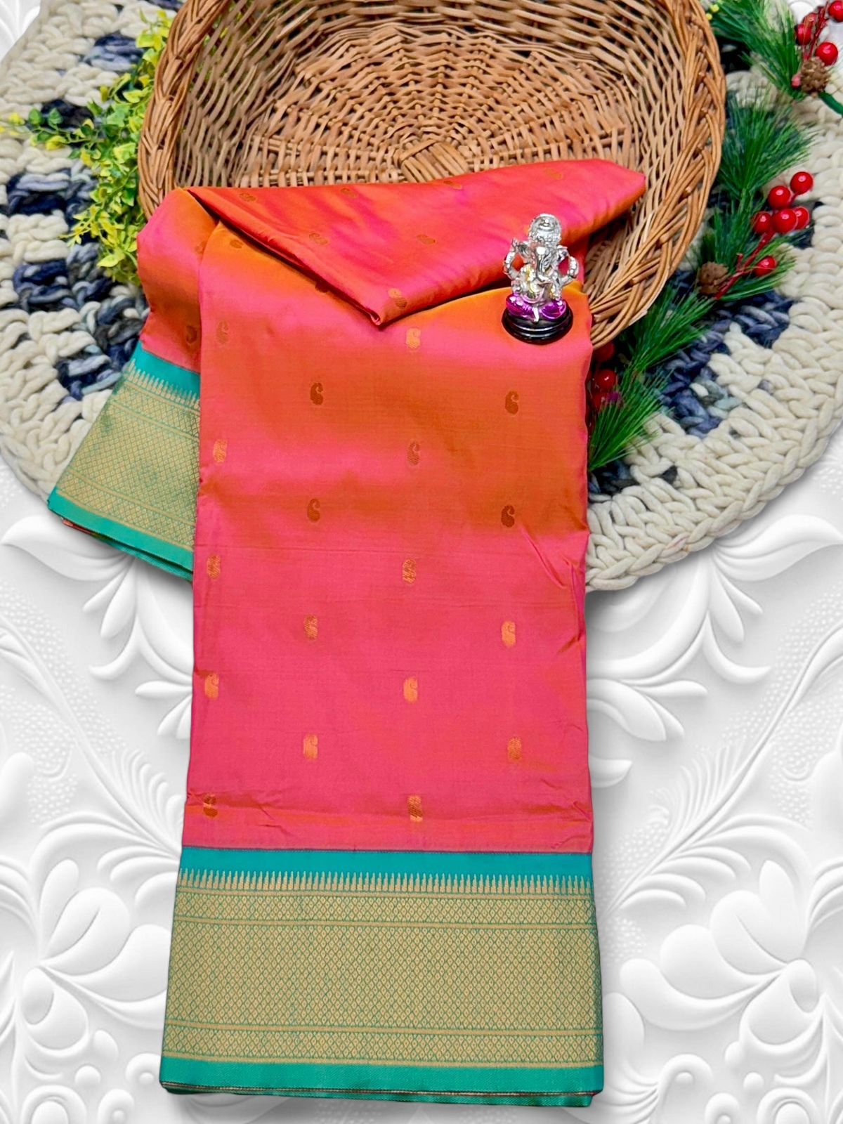 Shrija Kadiyal Paithani image 15