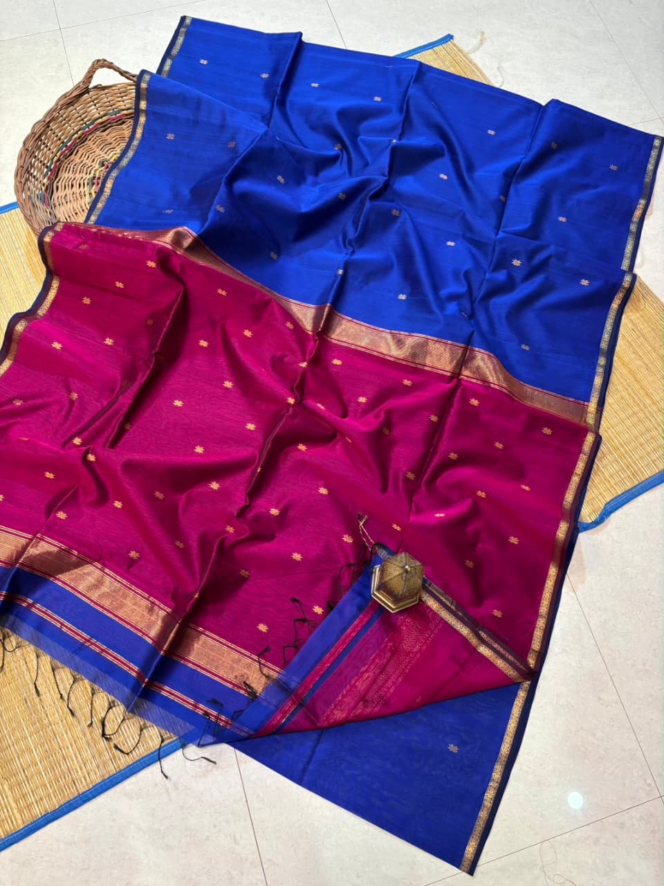 Maheshwari Small Border image 13