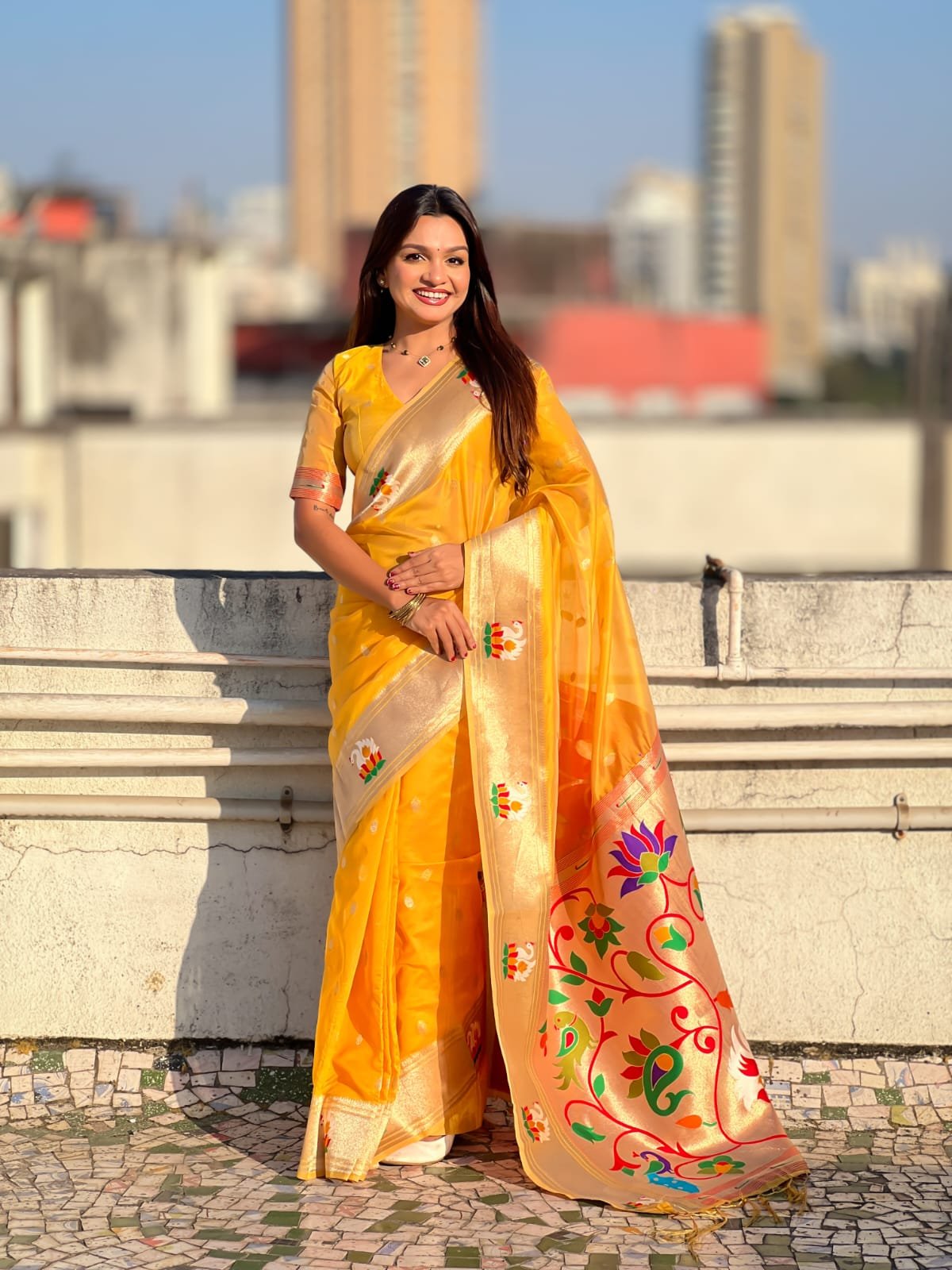 Soft Organza Sarees With Butti image 3