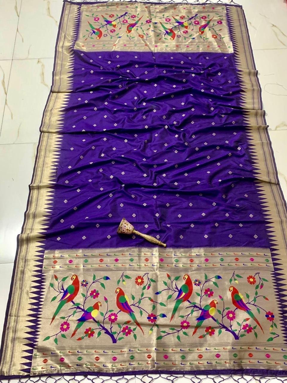 Temple Border Brocade Butti Dupatta image 13