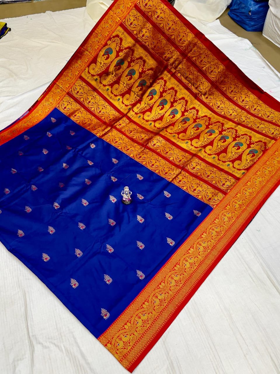 Dagina Peshwai Paithani image 30